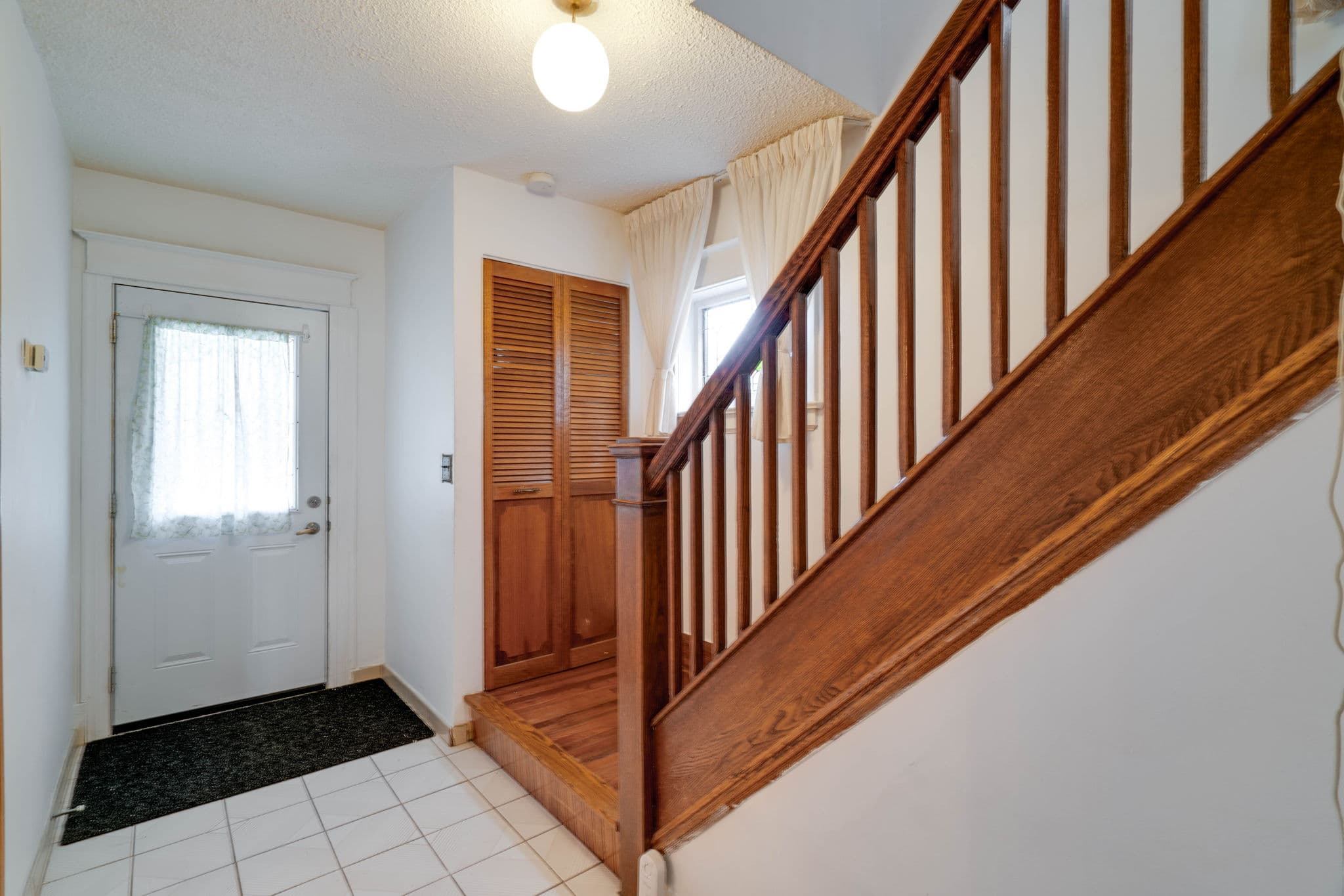 308 Glenholme Ave Toronto, ON M6E 3C8