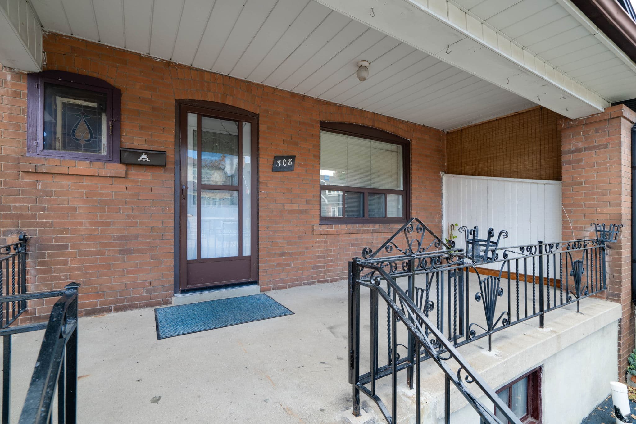 308 Glenholme Ave Toronto, ON M6E 3C8