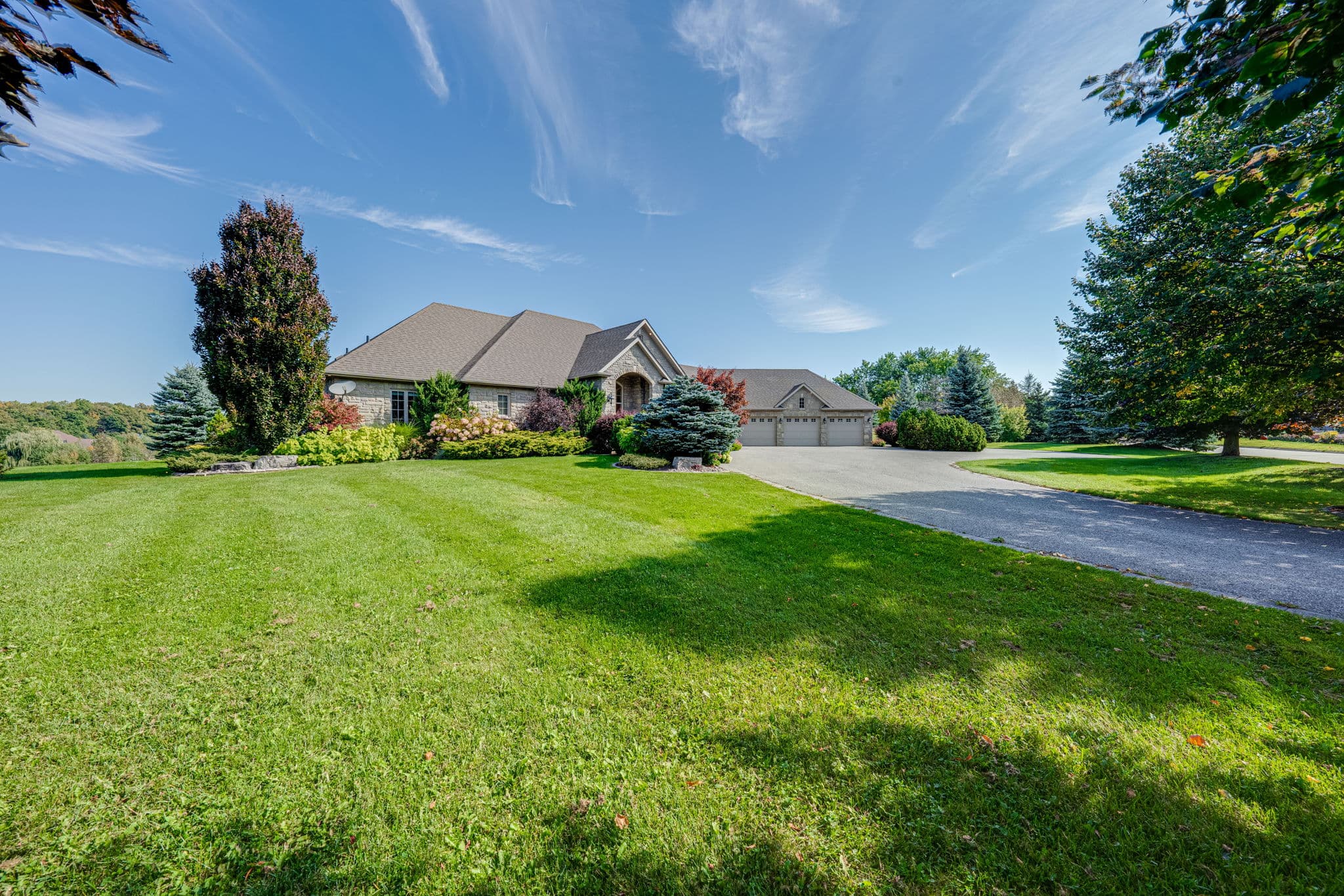 31 Mabee Dr Bolton, ON L7E 0C2