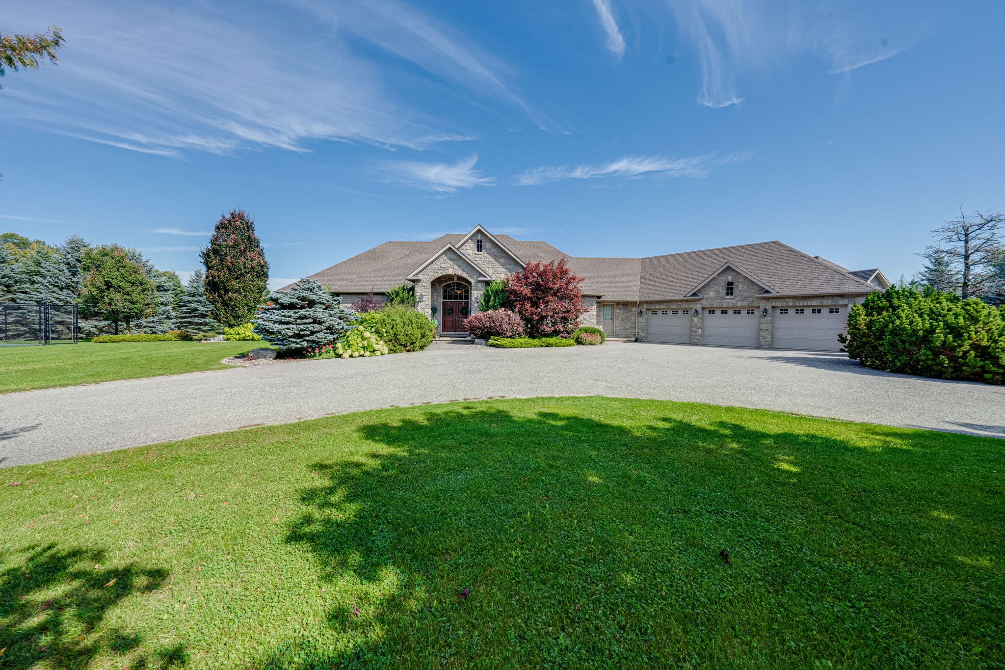 31 Mabee Dr Bolton, ON L7E 0C2