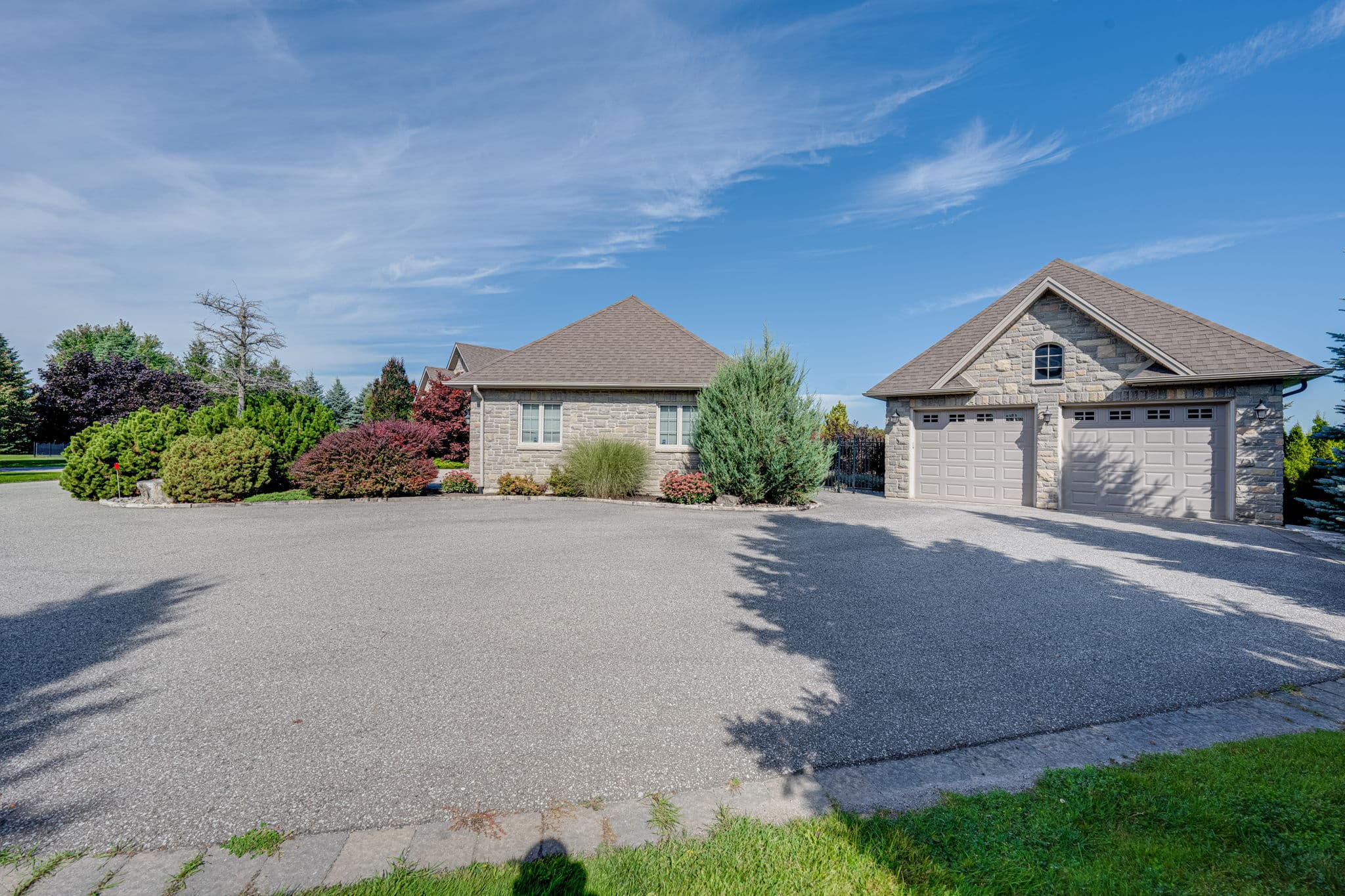 31 Mabee Dr Bolton, ON L7E 0C2
