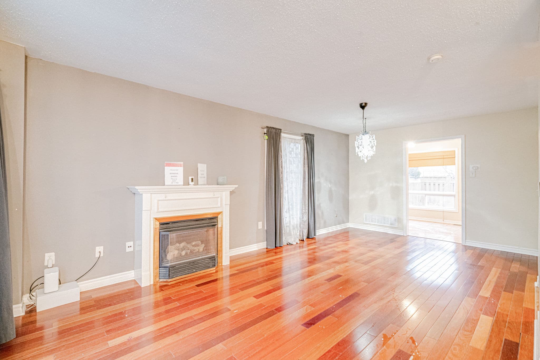 3155 Rock Harbour Rd Mississauga, ON L5B 4G4