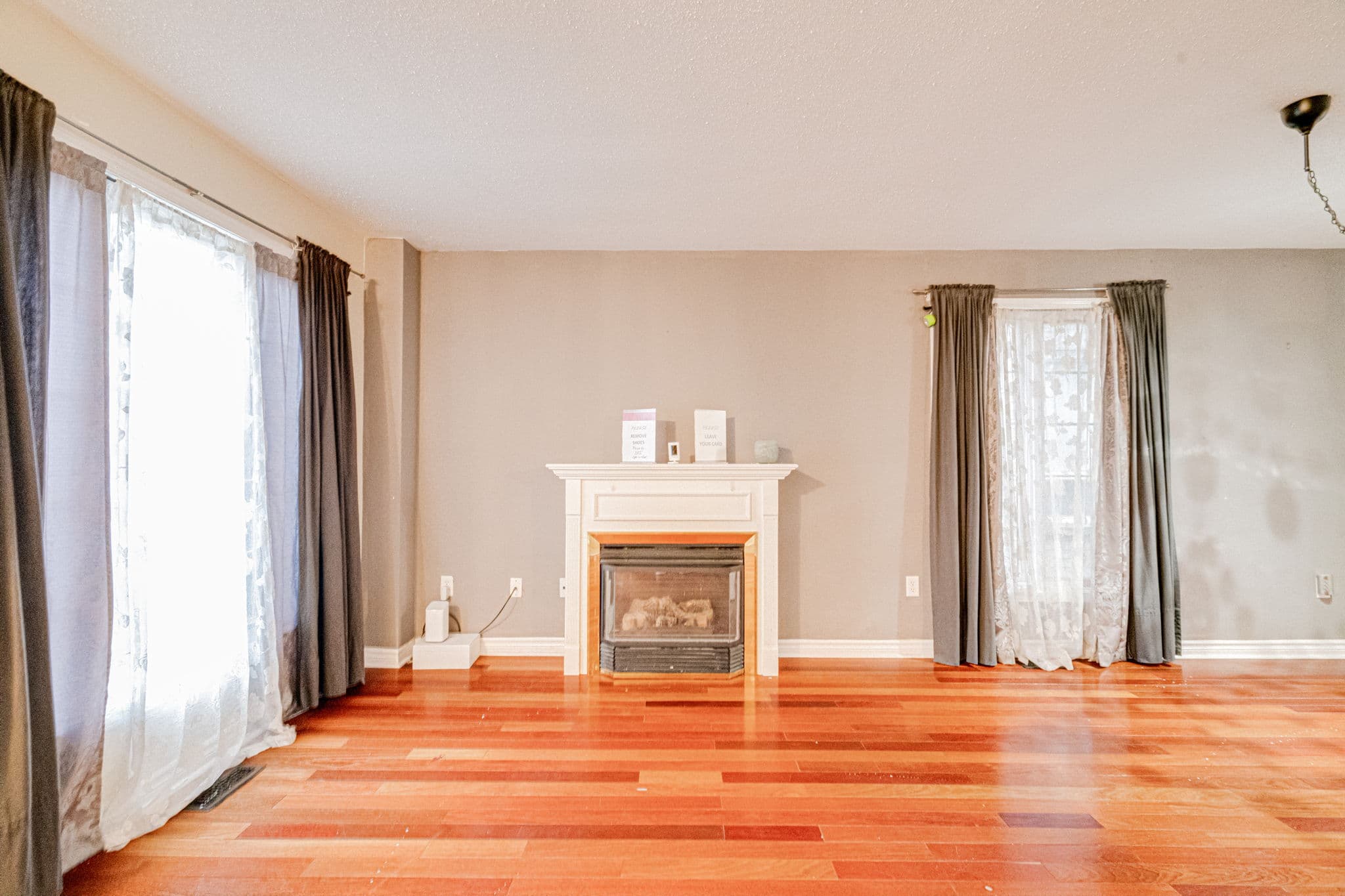 3155 Rock Harbour Rd Mississauga, ON L5B 4G4
