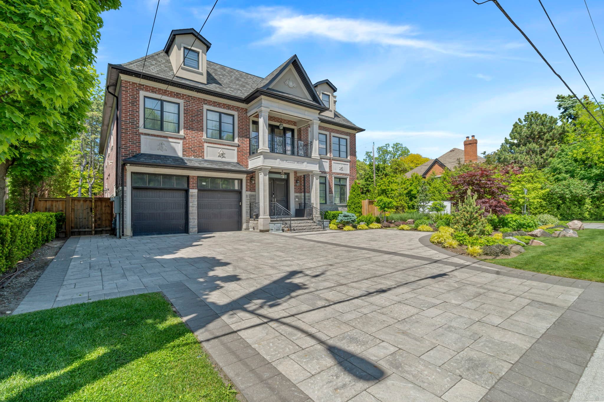 32 Truman Rd Toronto, ON M2L 2L4