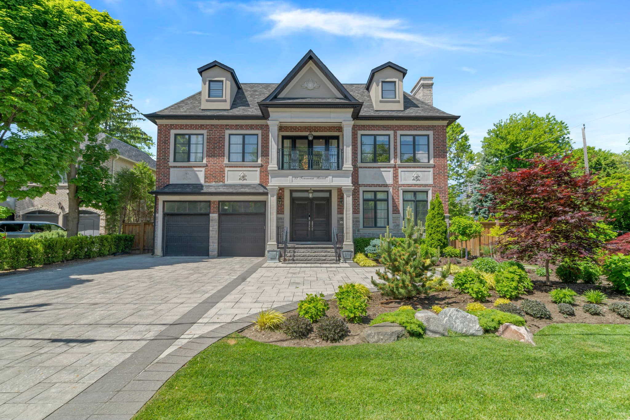 32 Truman Rd Toronto, ON M2L 2L4
