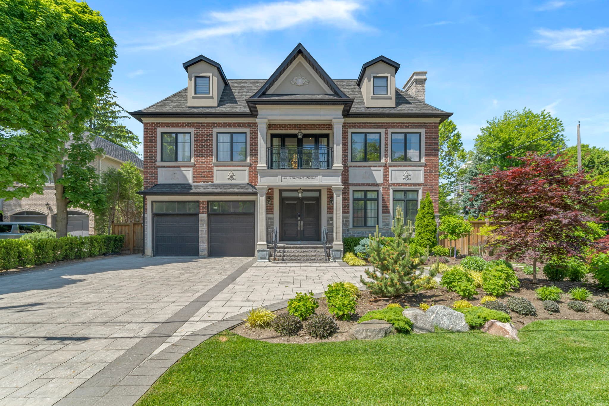 32 Truman Rd Toronto, ON M2L 2L4