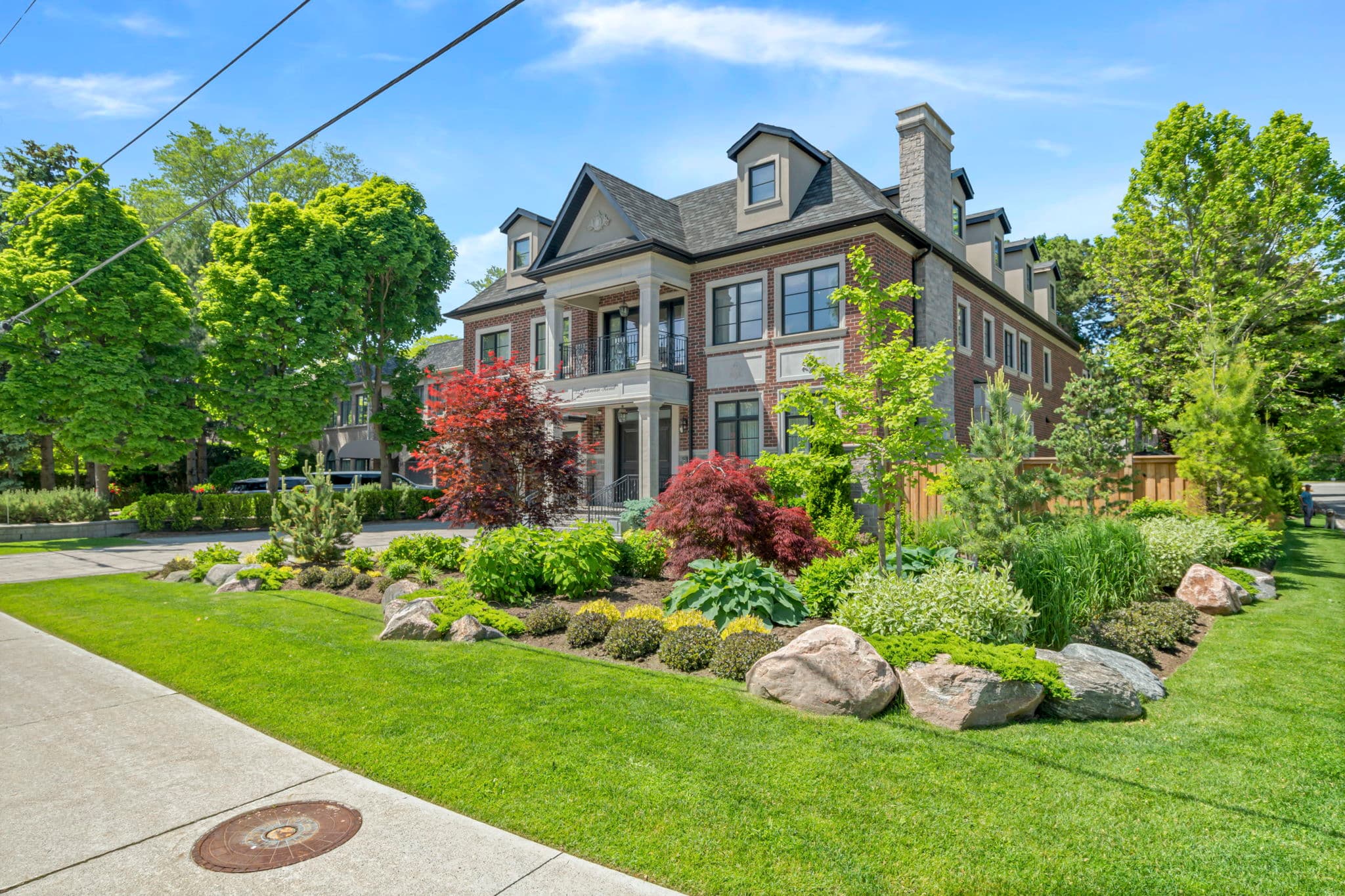32 Truman Rd Toronto, ON M2L 2L4