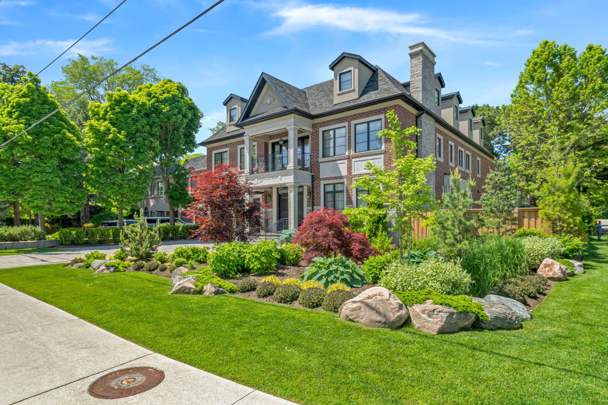 32 Truman Rd Toronto, ON M2L 2L4