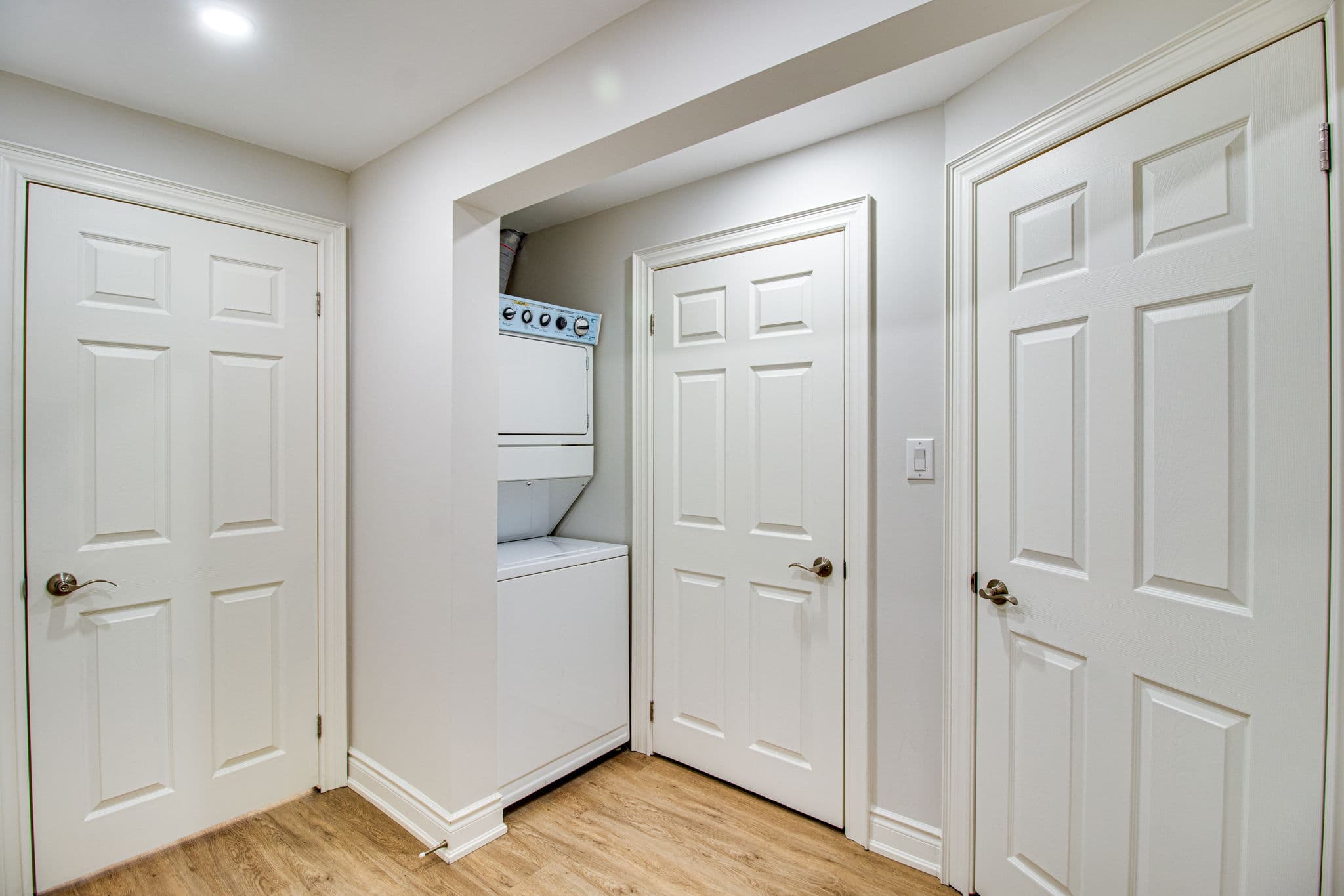 321 Rita's Ave - Basement Newmarket, ON L3X 2N2