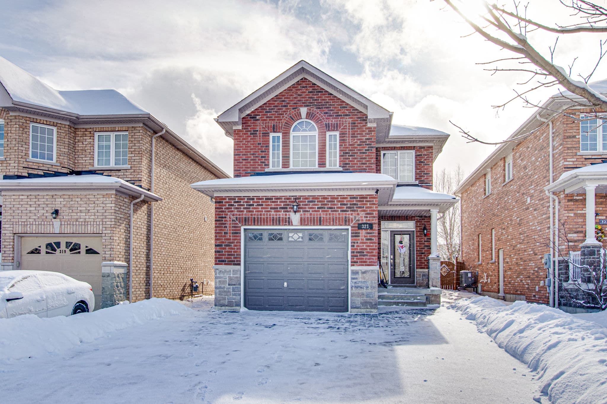 321 Rita's Ave - Basement Newmarket, ON L3X 2N2