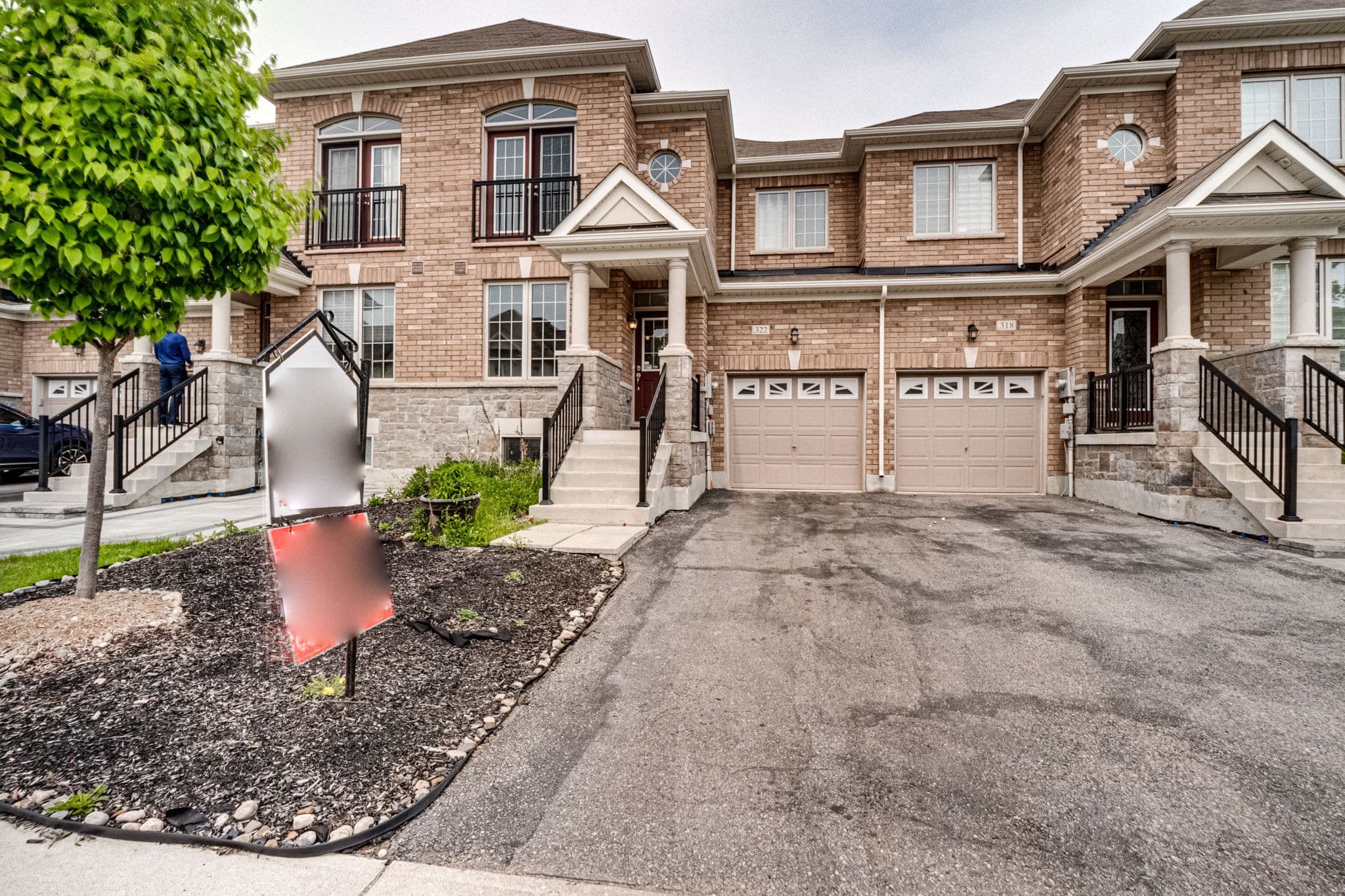 322 Luck crt Newmarket, ON L3Y 4V9