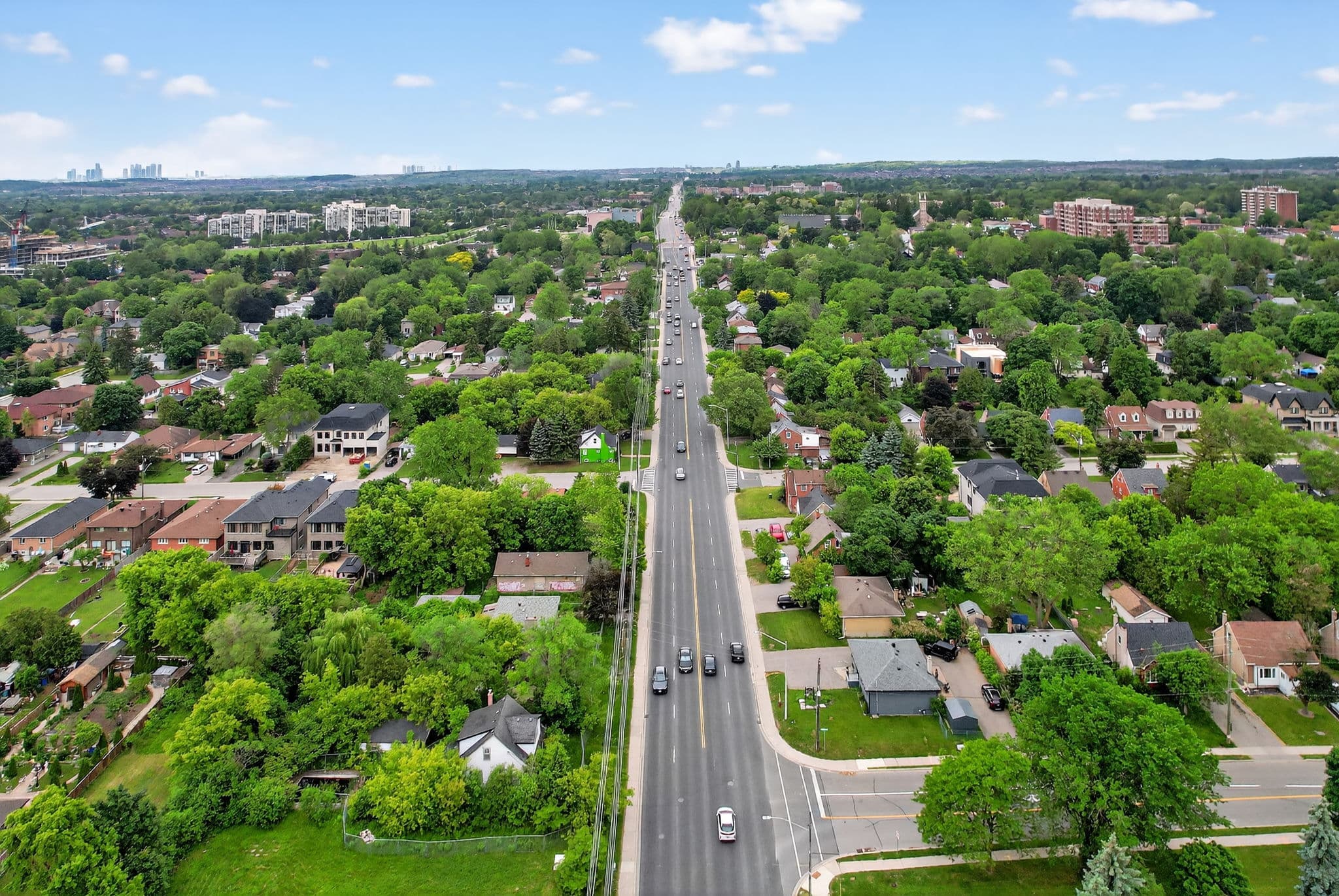 326 Major MacKenzie Dr. 619 Richmond Hill, ON L4C 8T4
