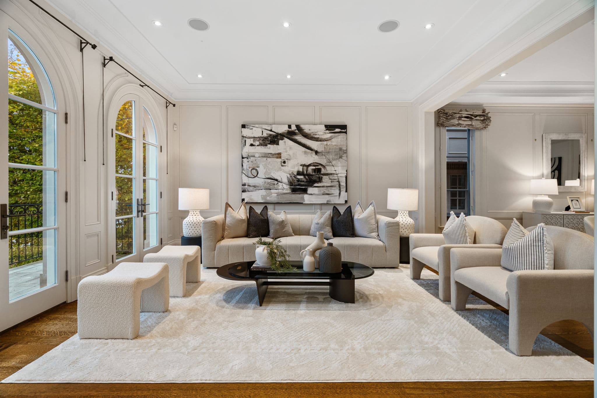 33 Blyth Hill Rd Toronto, ON M4N 3L6