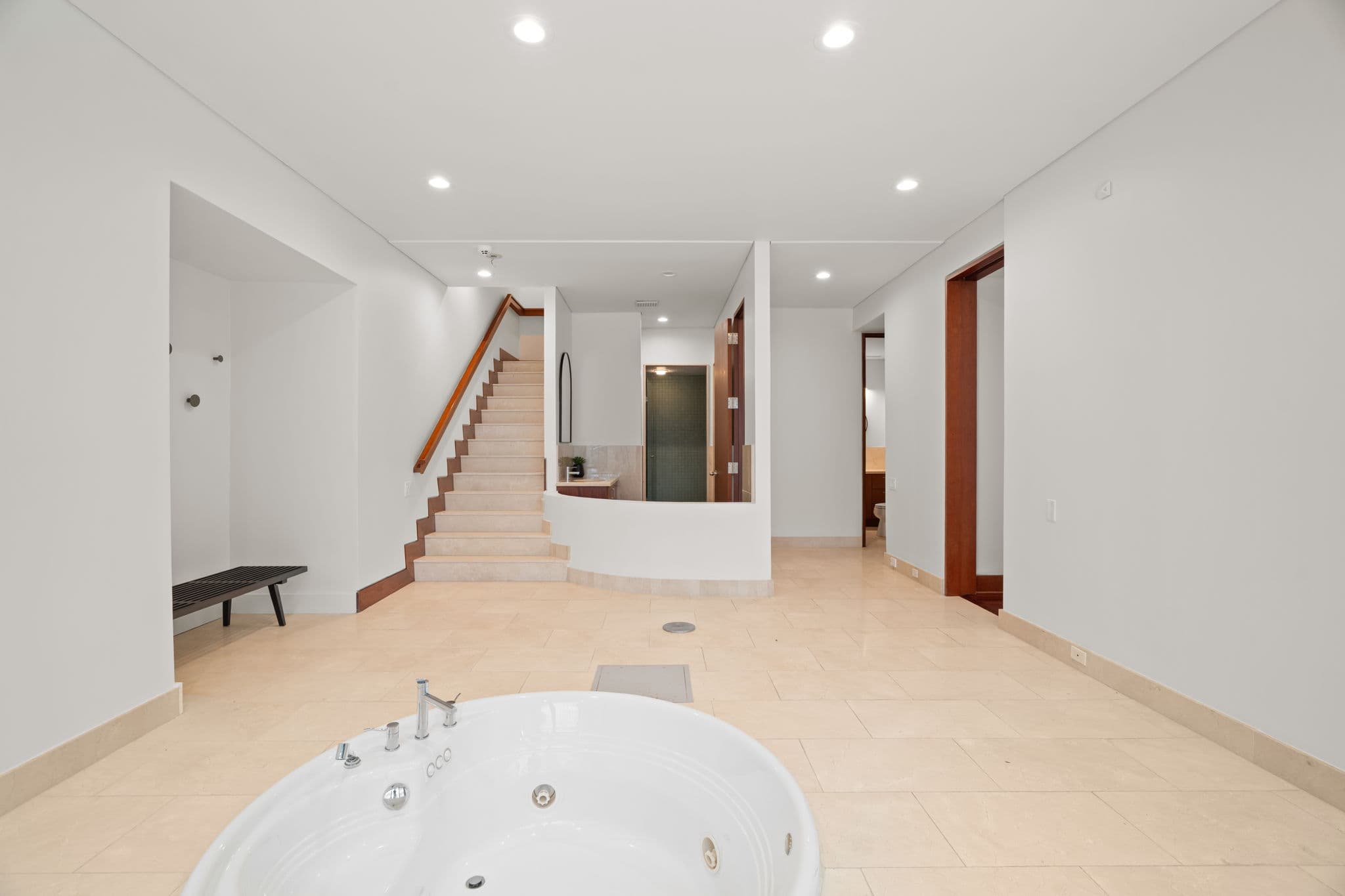 33 Fairway Heights Dr Markham, ON L3T 3A7