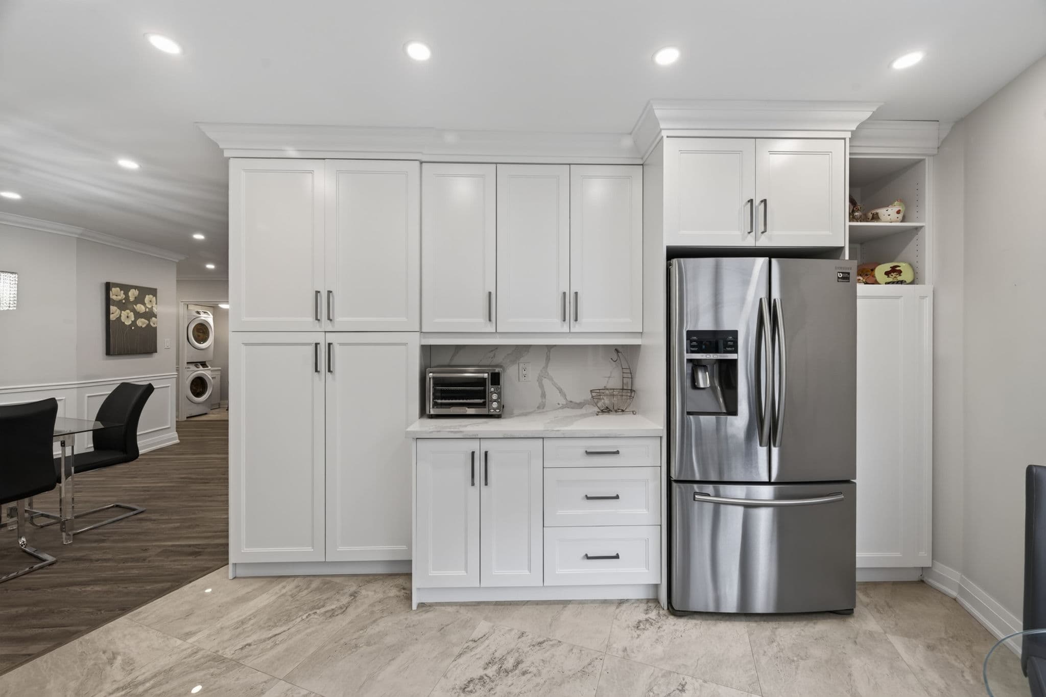 333 Clark Ave W 301 Vaughan, ON L4J 7K4