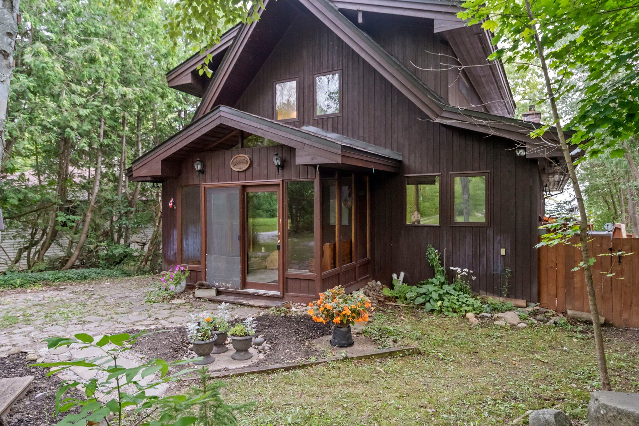 3349 Crescent Harbour Rd Innisfil, ON L9S 2Y8
