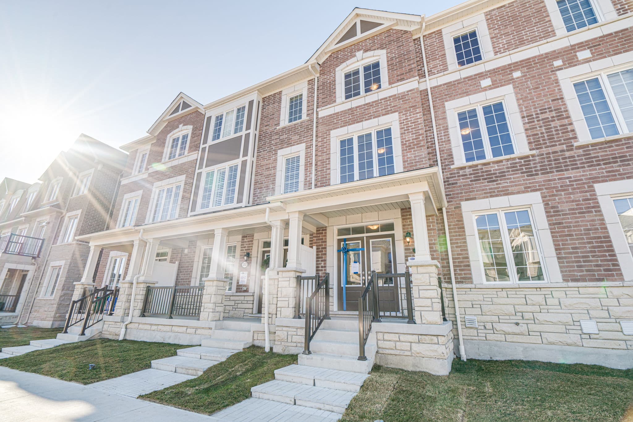 3354 Thunderbird Prom Pickering, ON L0H 1J0