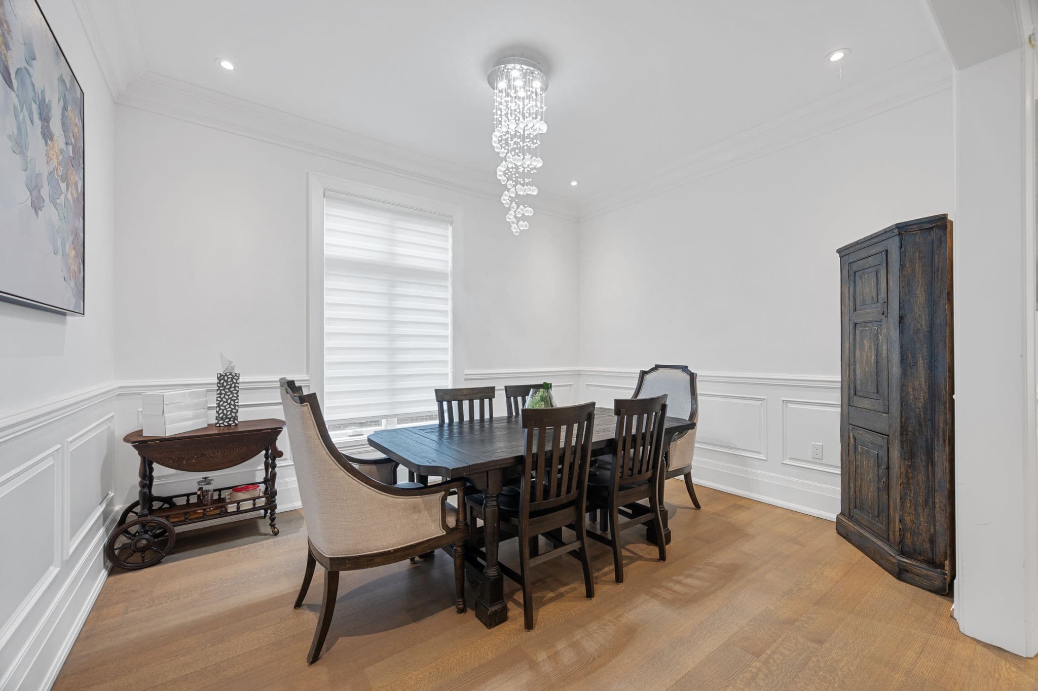 336 Pine Trees Ct Richmond Hill, ON L4C 5N4