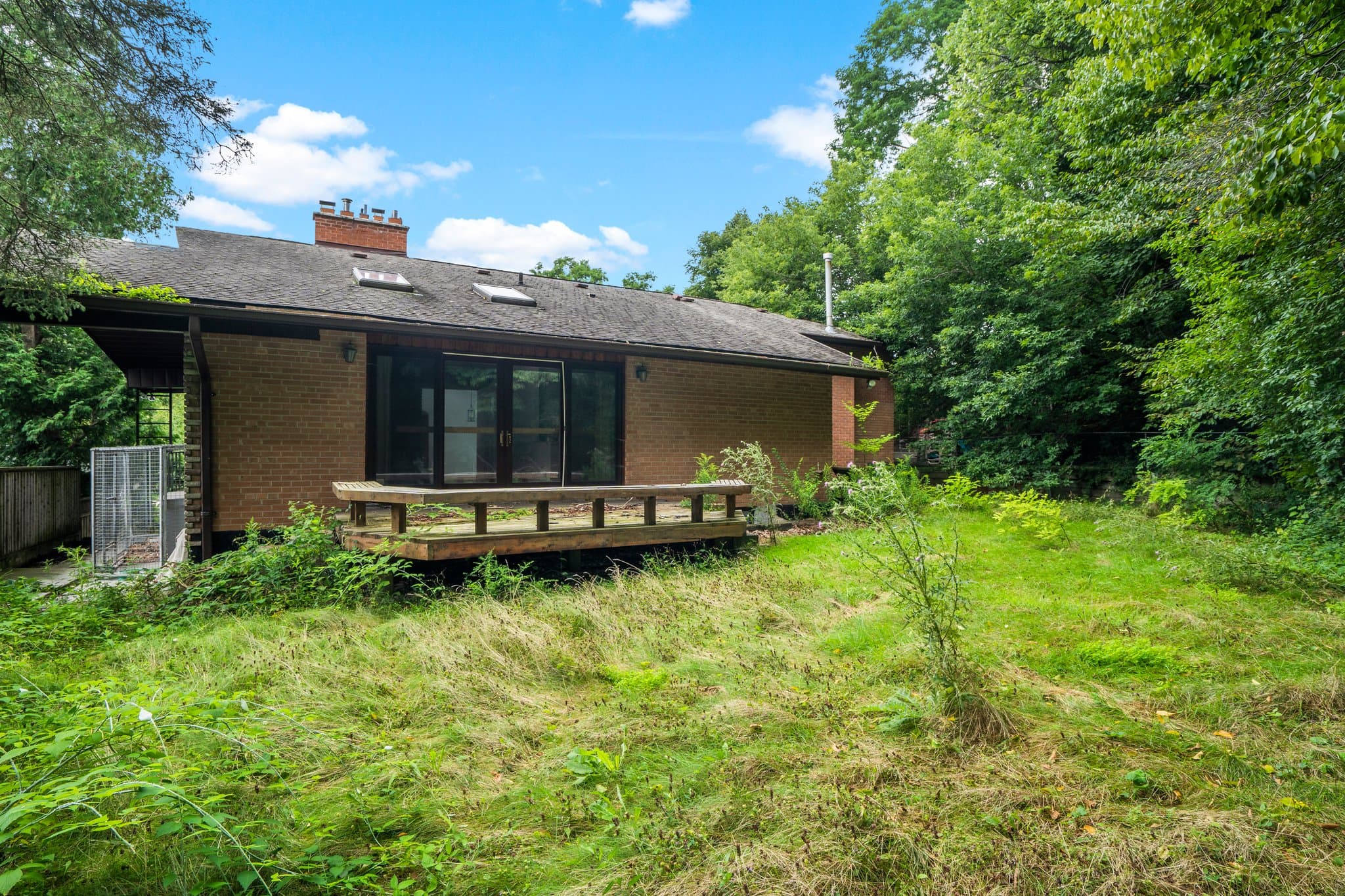 34 Green Valley Rd Toronto, ON M2P 1A6