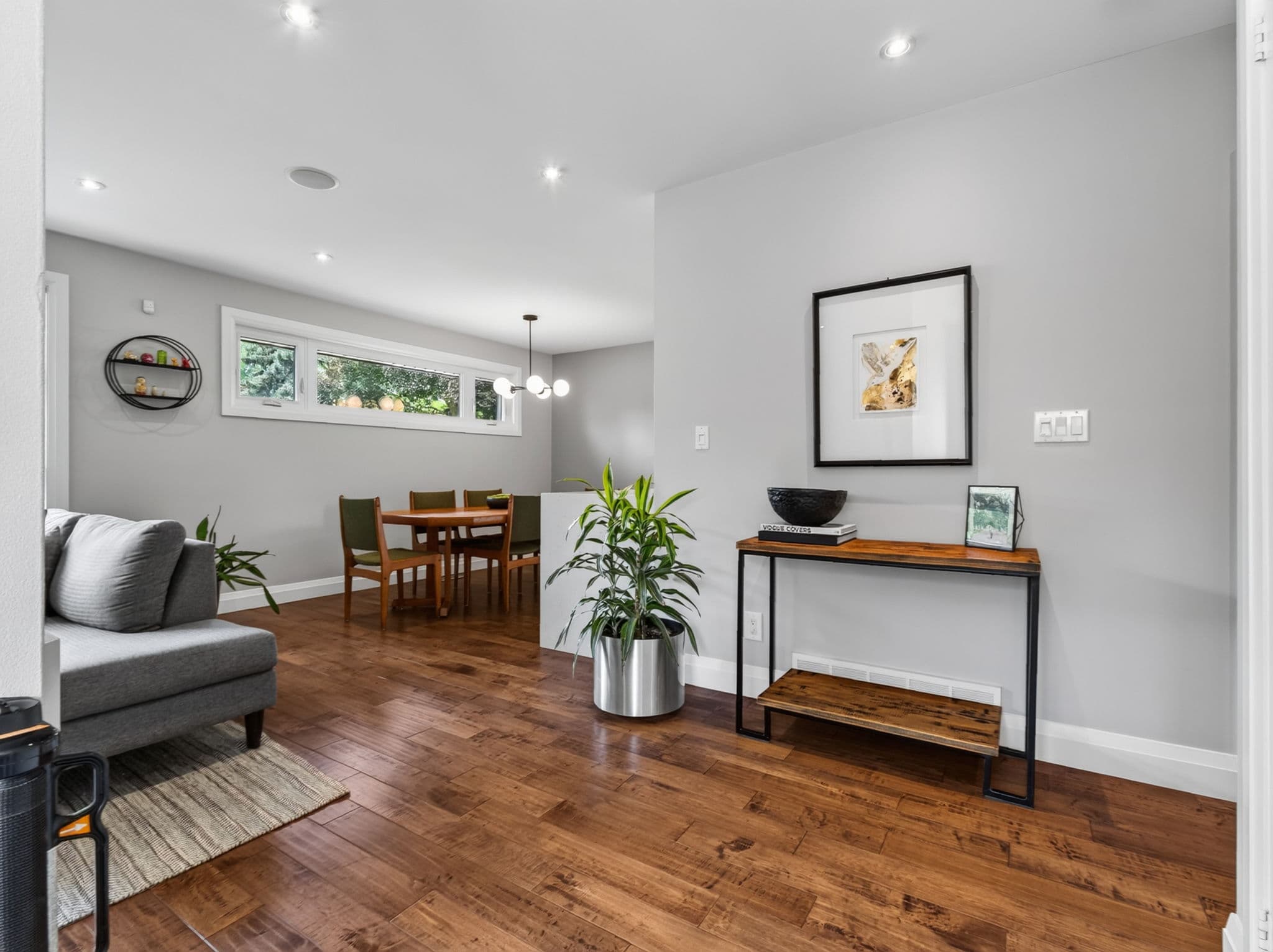 34 Mitre Pl Toronto, ON M9R 3C4