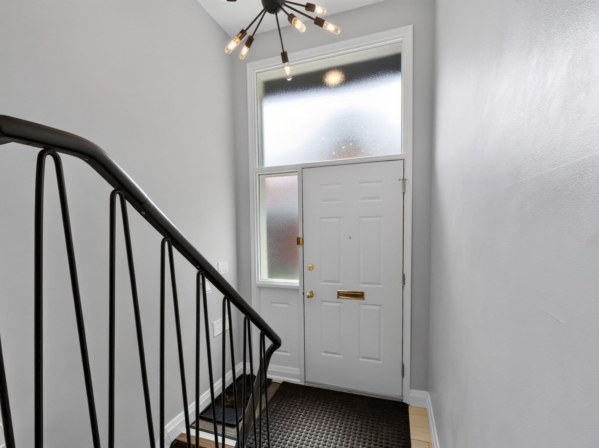 34 Mitre Pl Toronto, ON M9R 3C4