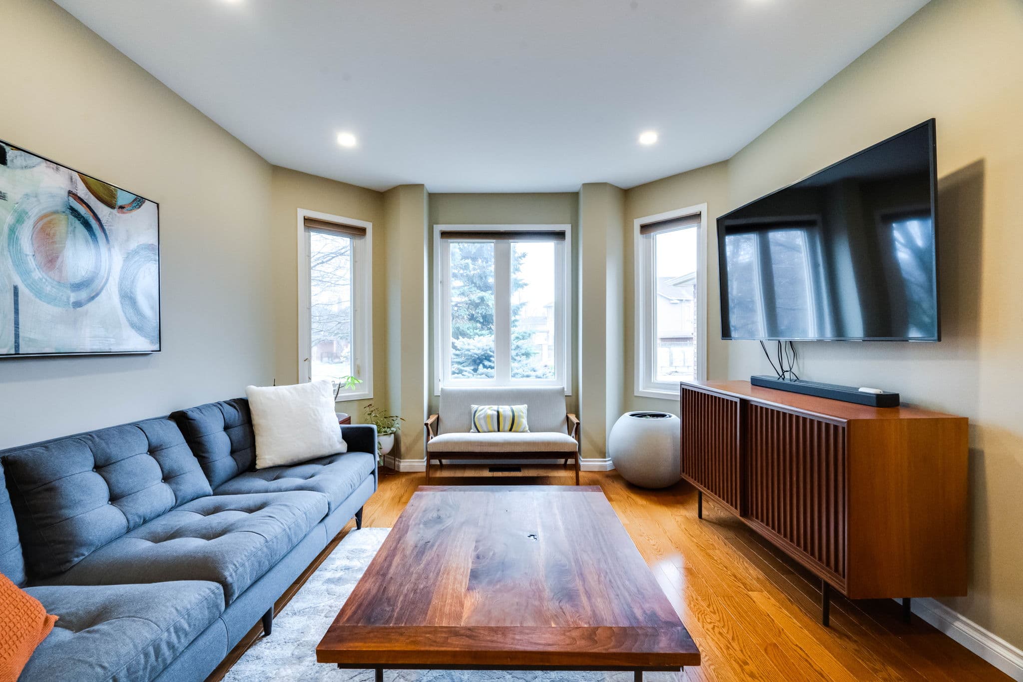 341 Alex Doner Dr Newmarket, ON L3X 1E9