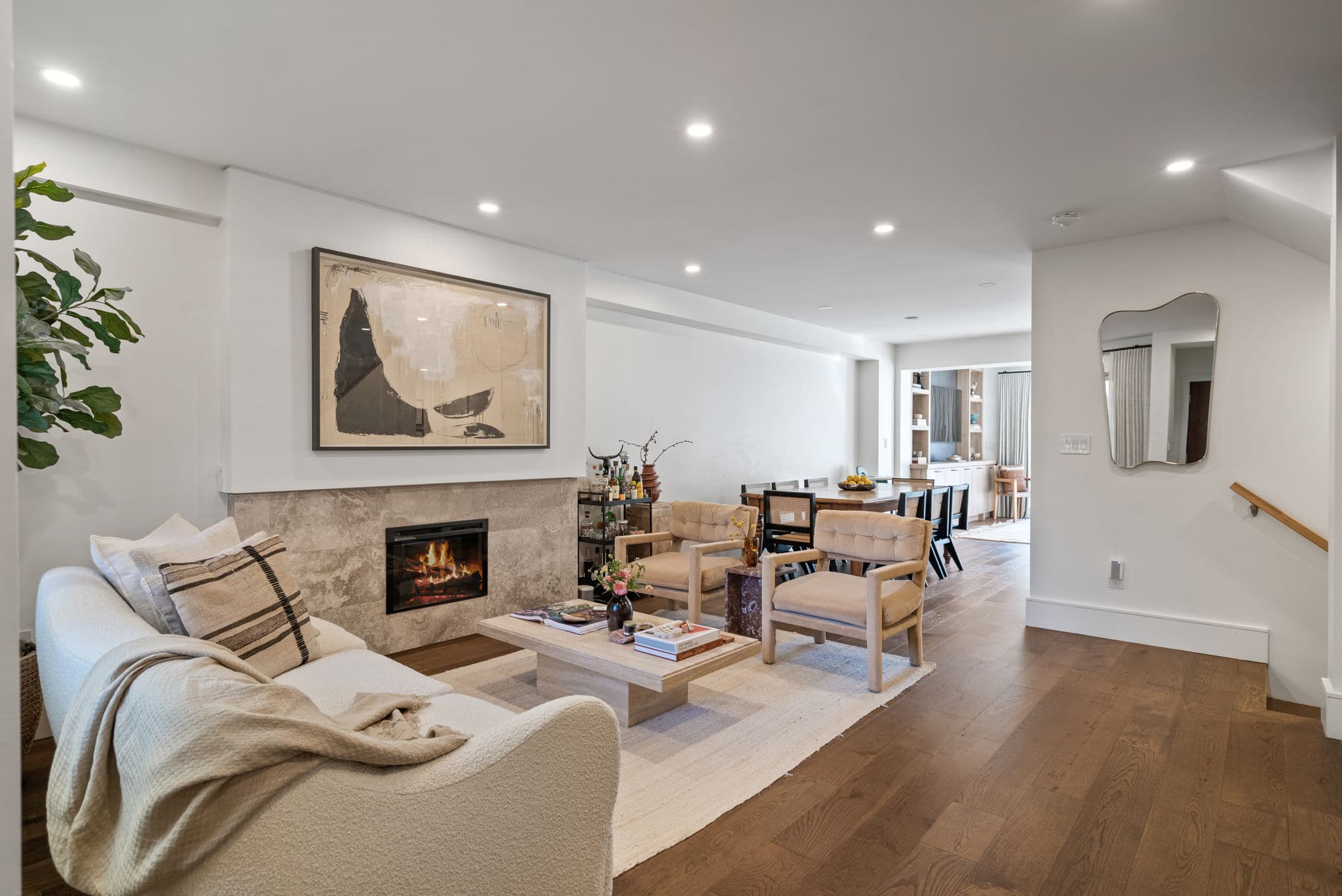 341 Woburn Ave Toronto, ON M5M 1L2