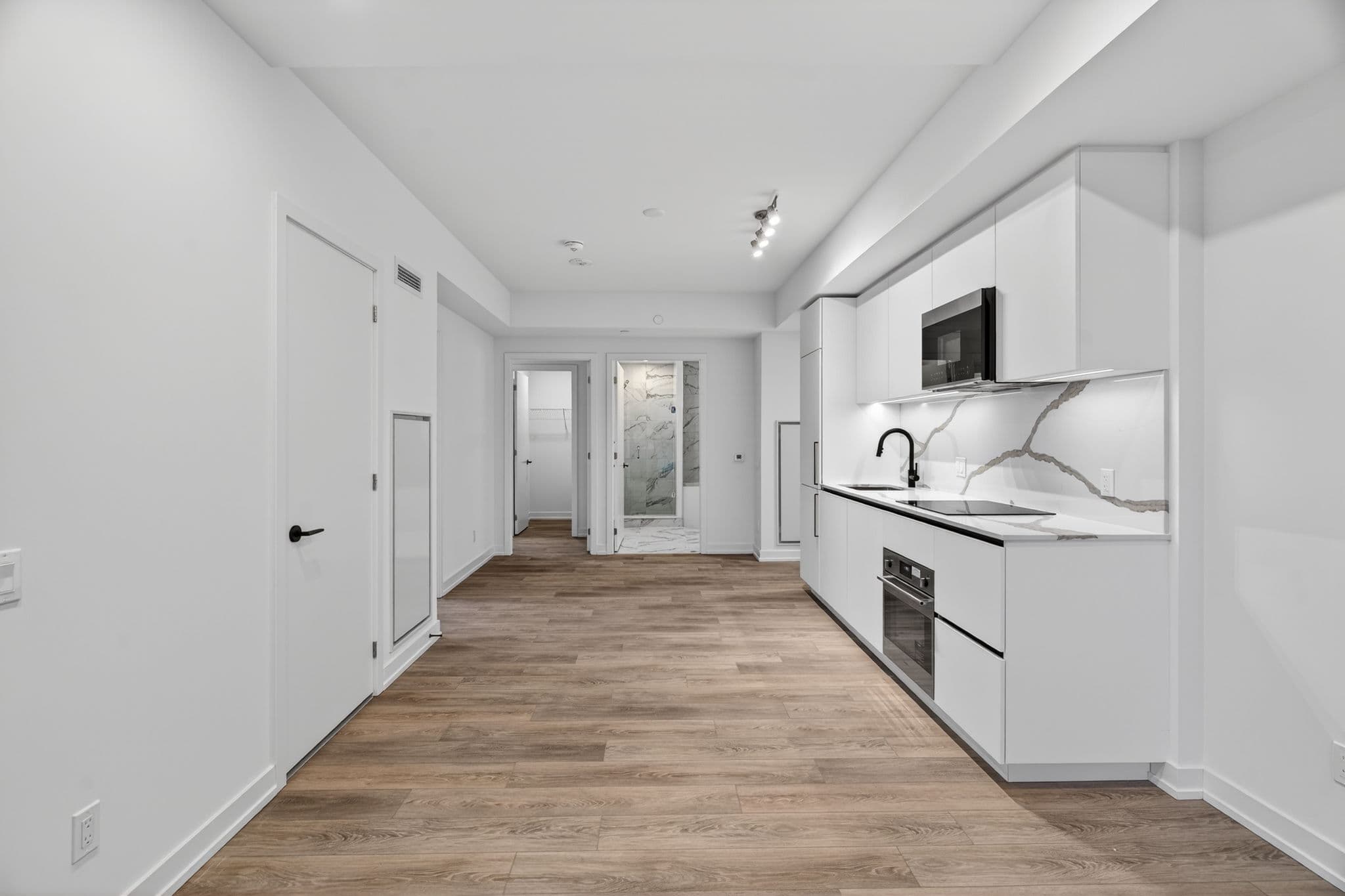 35 Parliament St Unit 1304 Toronto, ON M5A 1G1