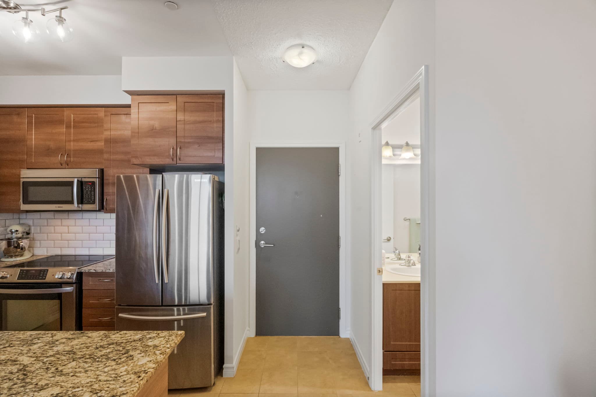 35 Saranac Blvd Suite PH13 Toronto, ON M6A 2G4
