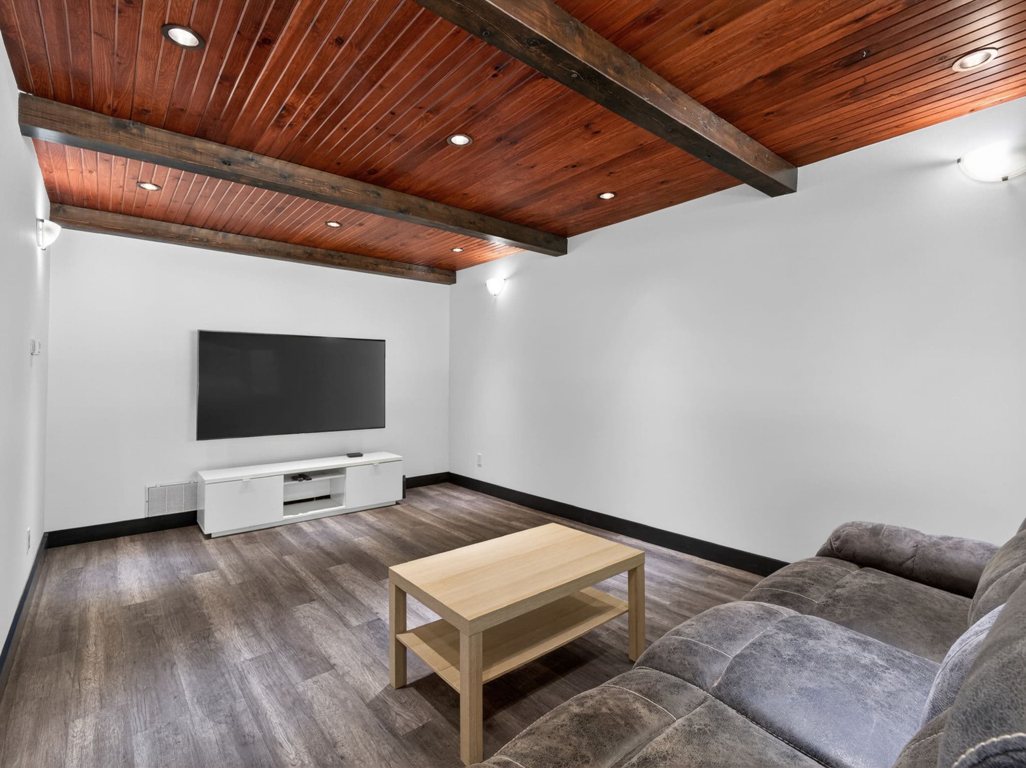 35 Townsend Ave Bradford West Gwillimbury, ON L3Z 1X9