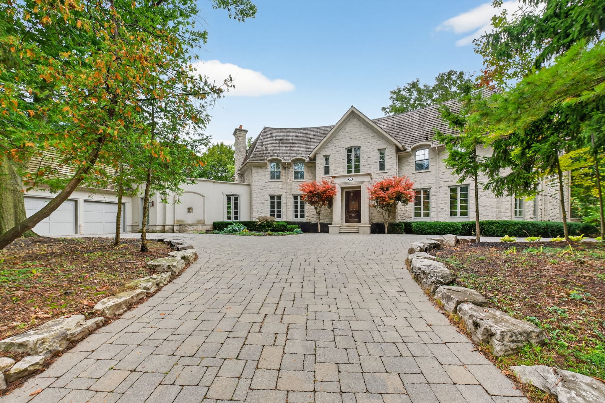 36 Old Yonge St Toronto, ON M2P 1P7