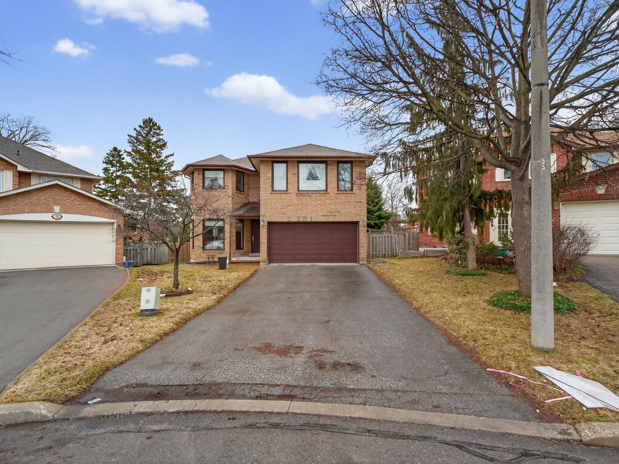 37 Artisan Pl Toronto, ON M2H 3P6