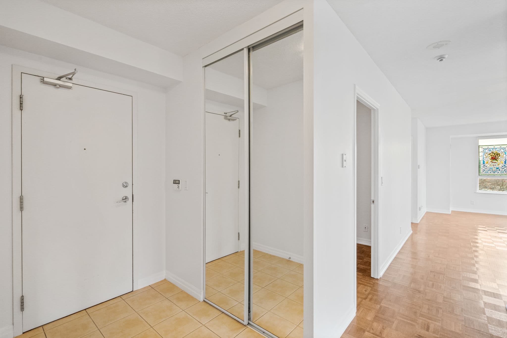 38 Fontenay Ct Unit 509 Toronto, ON M9A 5H5