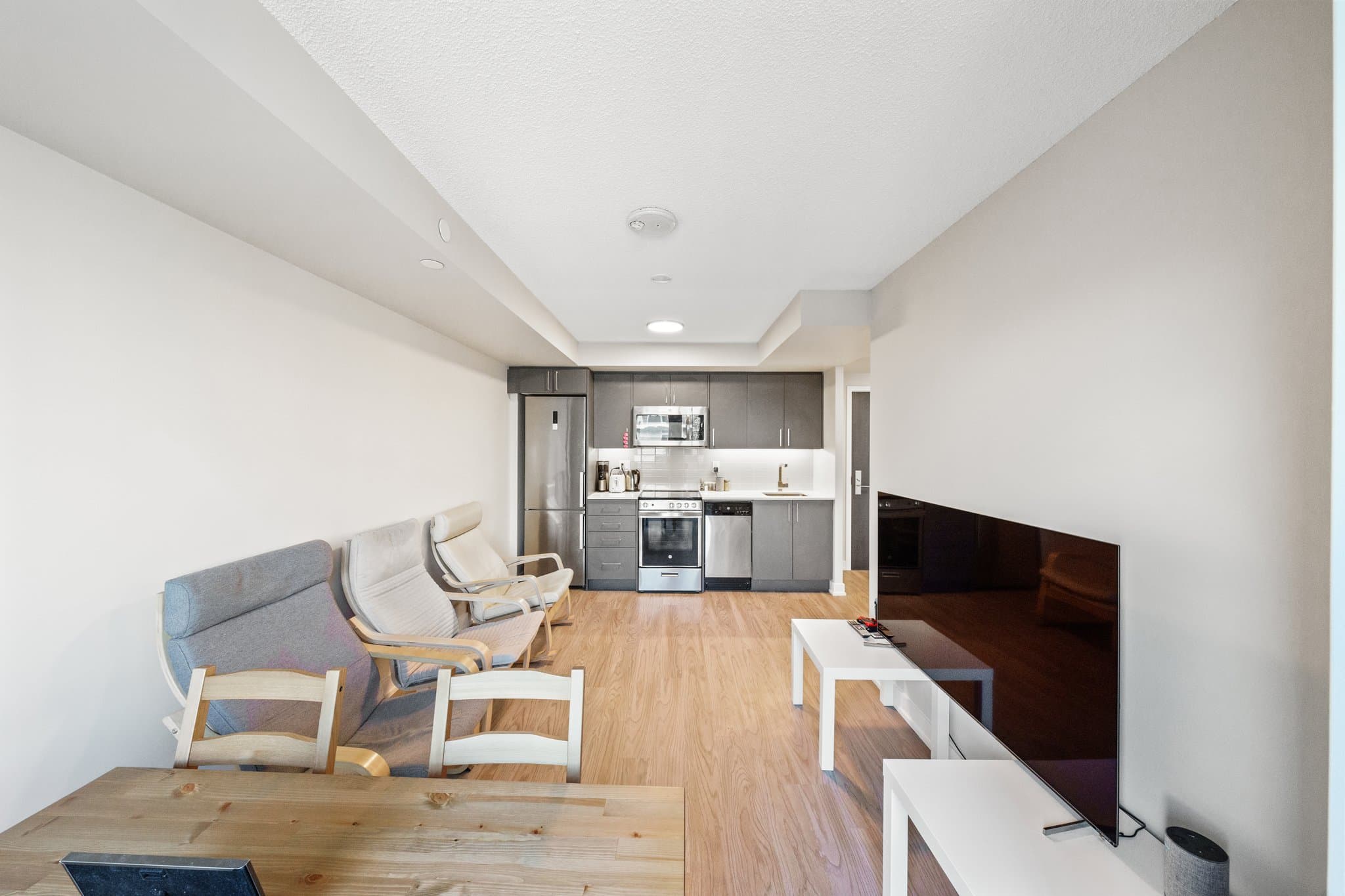 38 Monte Kwinter Ct Unit 1380 Toronto, ON M3H 0E2