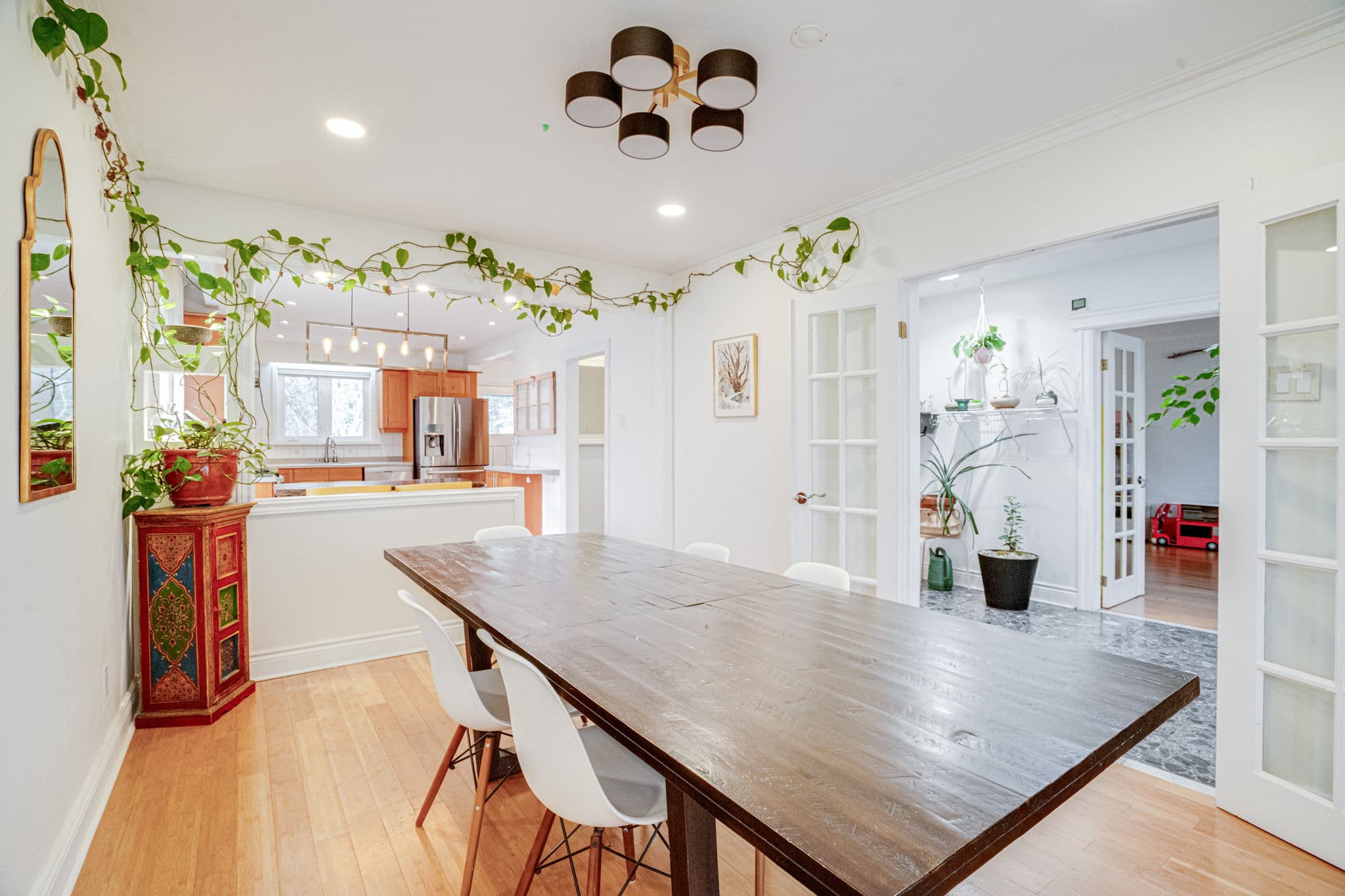38 Sunnycrest Rd Toronto, ON M2R 2T4