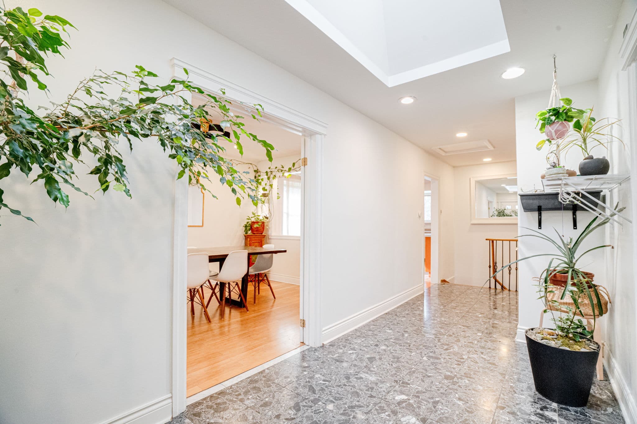 38 Sunnycrest Rd Toronto, ON M2R 2T4