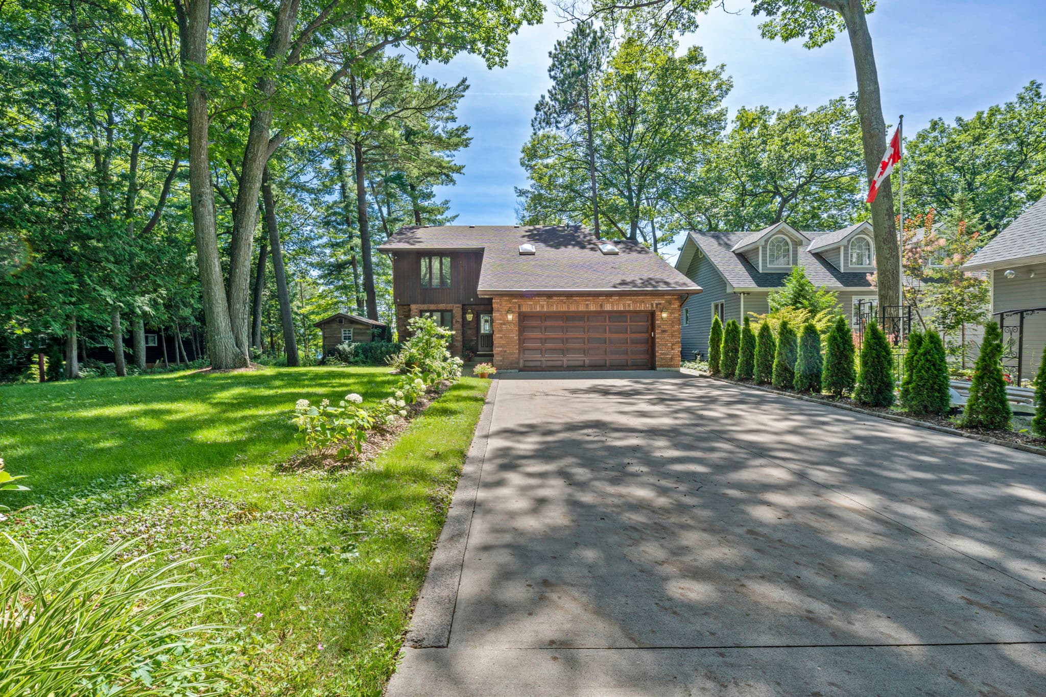 38 Willow Dr Tiny, ON L0L 1P1