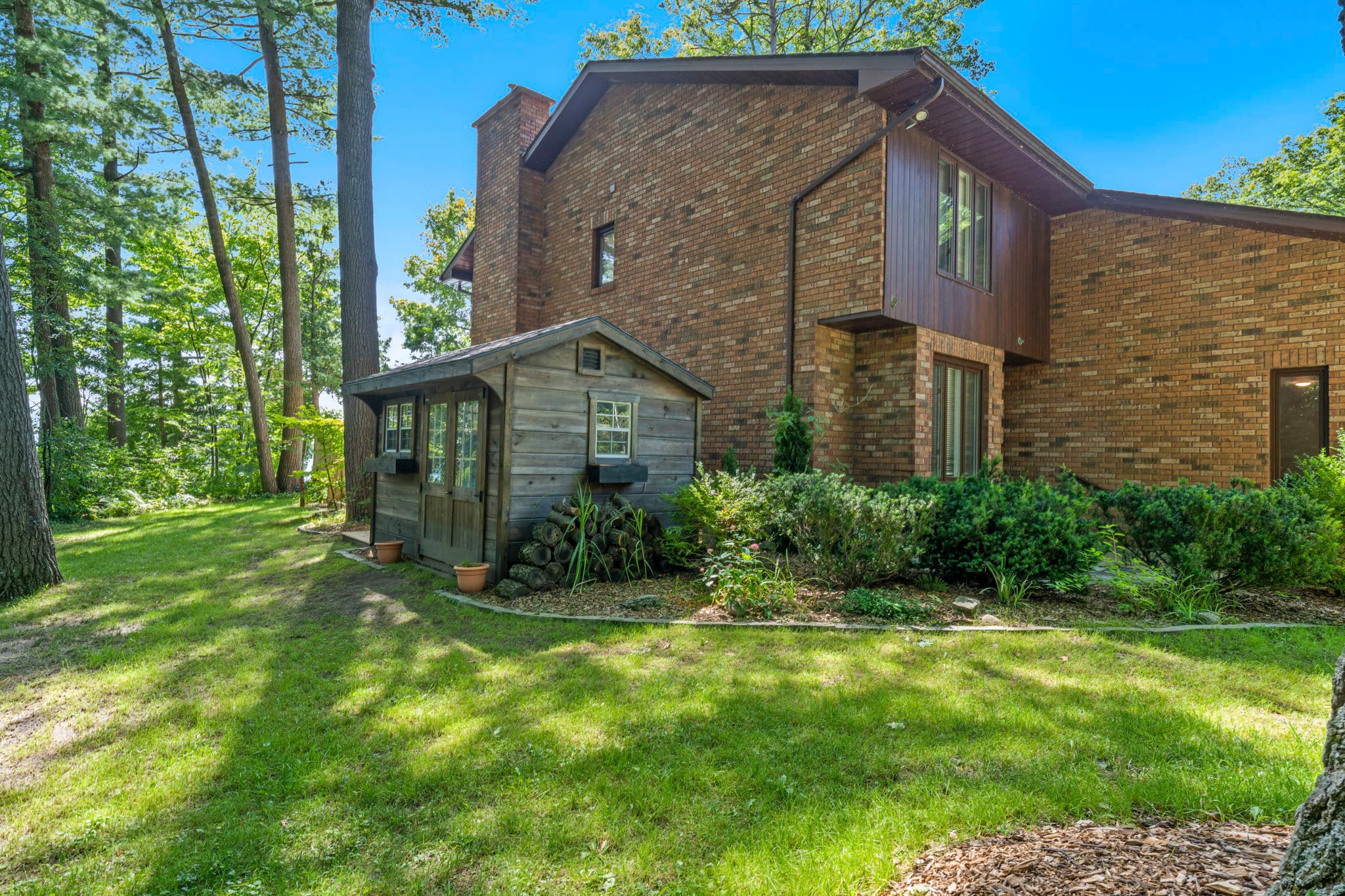 38 Willow Dr Tiny, ON L0L 1P1