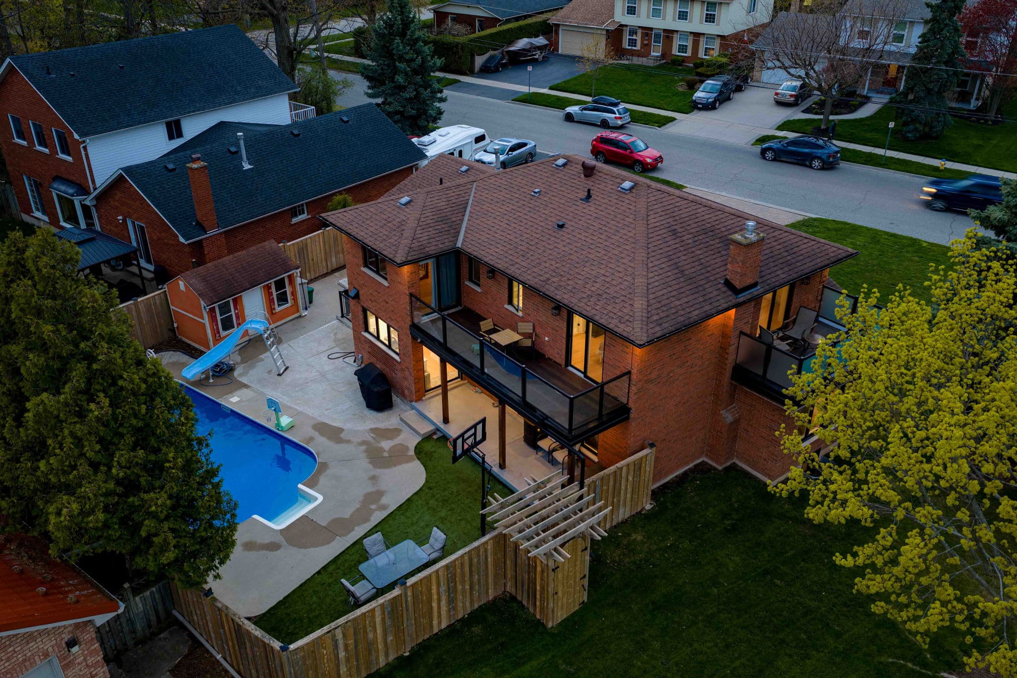 382 Nelles Rd N Grimsby, ON L3M 2Z9