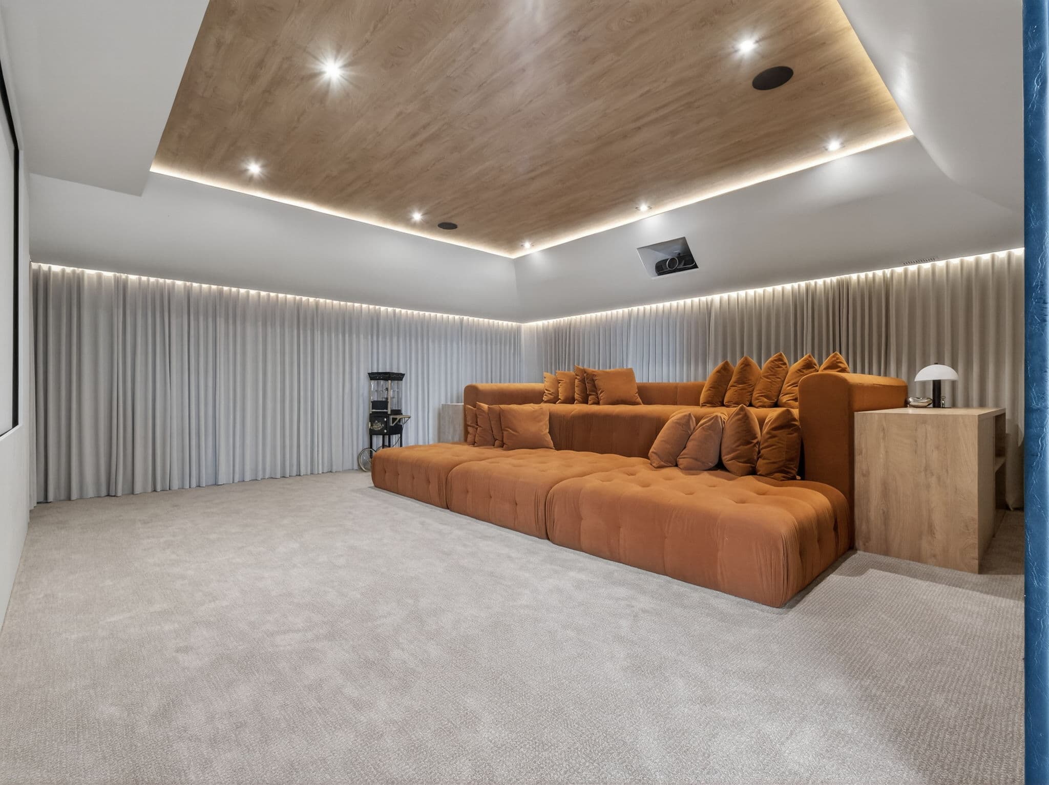 382 Old Yonge St Toronto, ON M2P 1R4