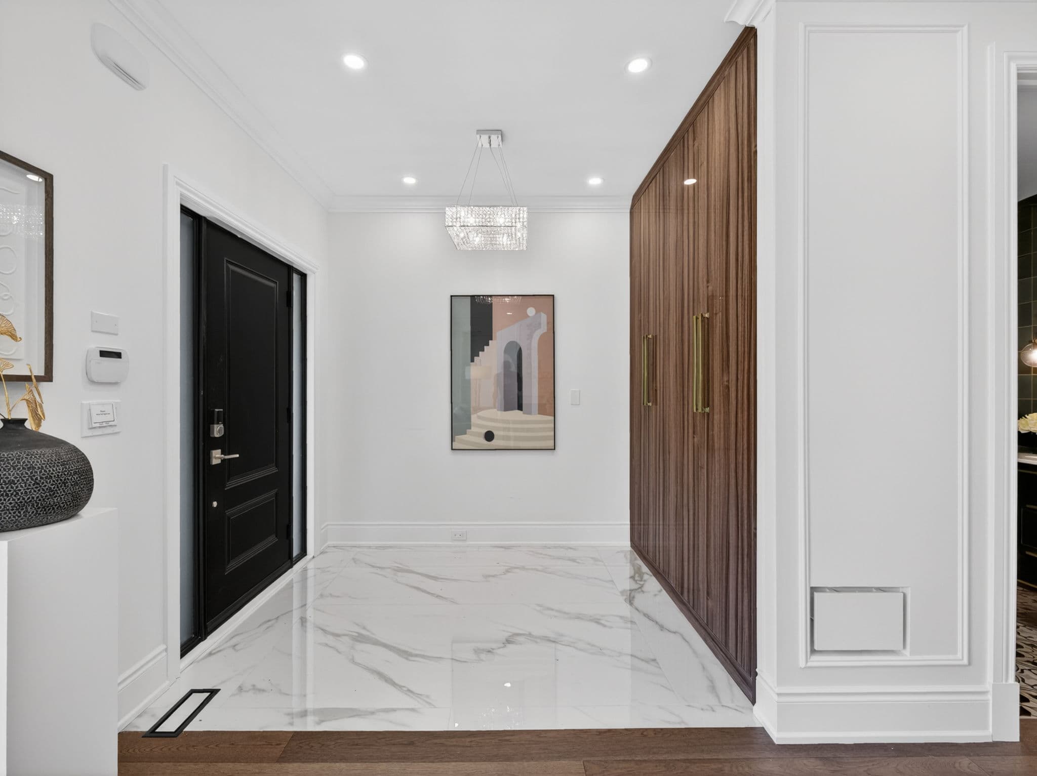 382 St Clements Ave Toronto, ON M5N 1M1
