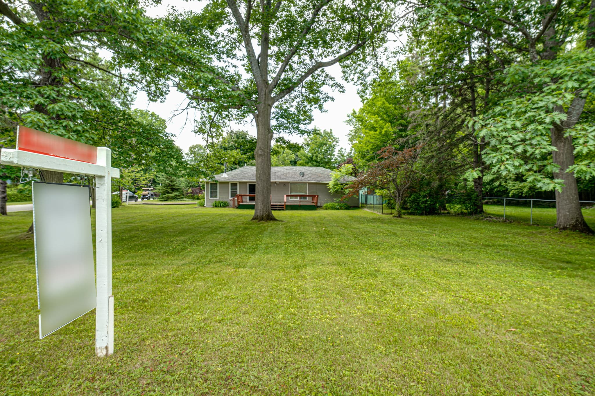 3894 West St Innisfil, ON L9S 2L9