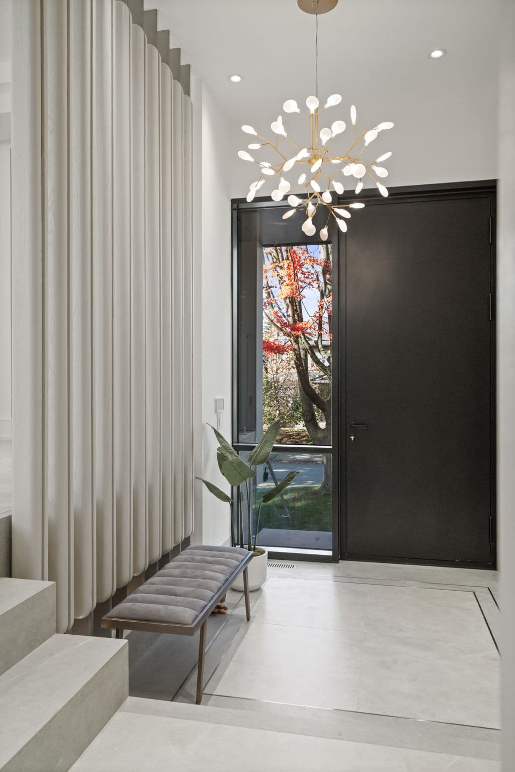 39 Chudleigh Ave Toronto, ON M4R 1T1
