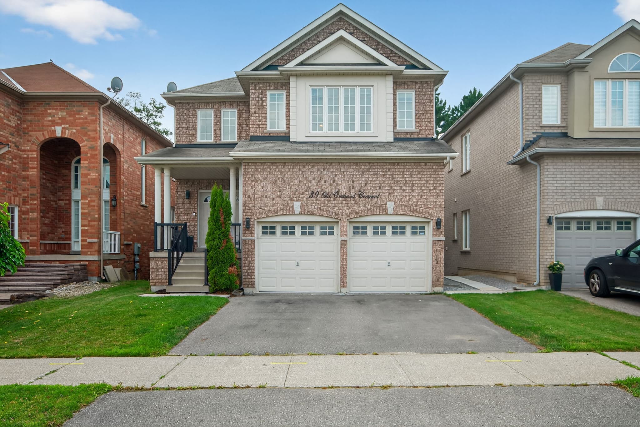39 Old Orchard Crescent Richmond Hill, ON L4S 0A2