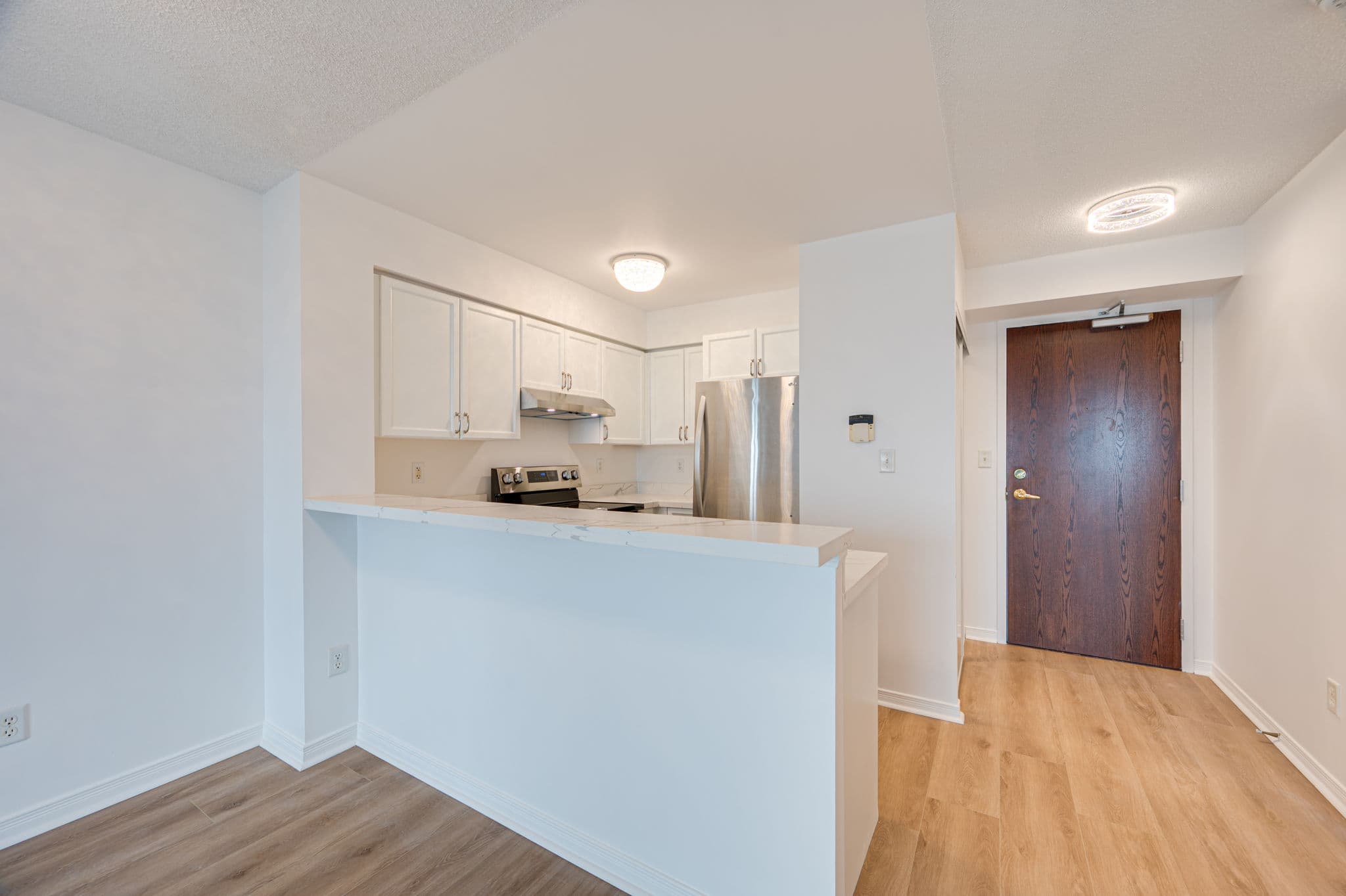39 Oneida Crescent Unit 505 Richmond Hill, ON L4B 4T9