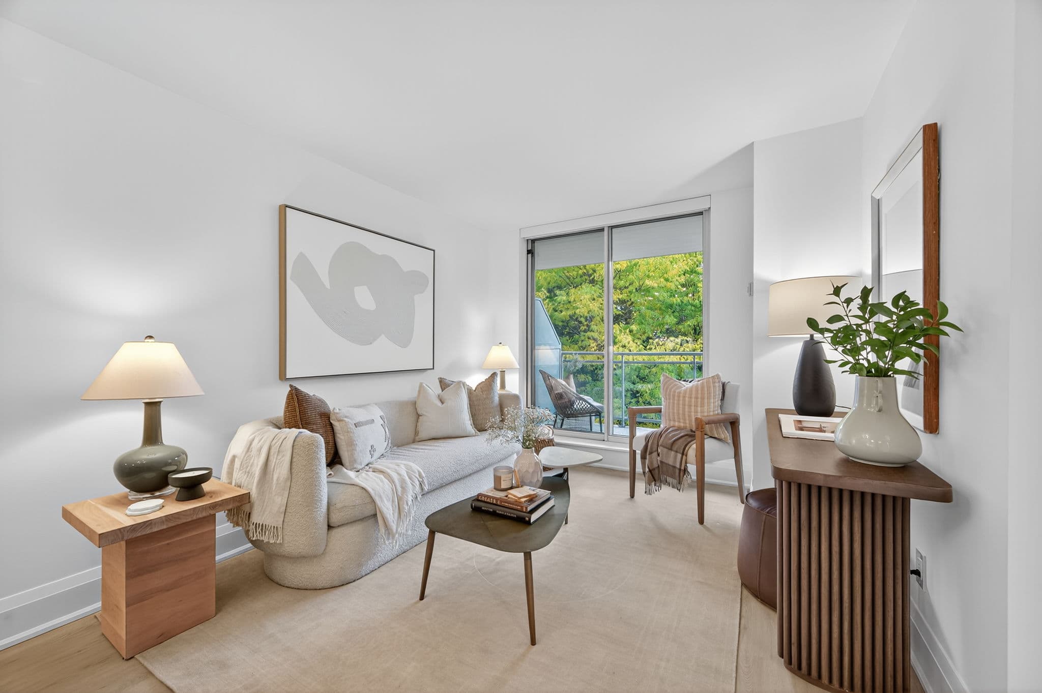 398 Eglinton Ave E Unit 503 Toronto, ON M4P 3H8