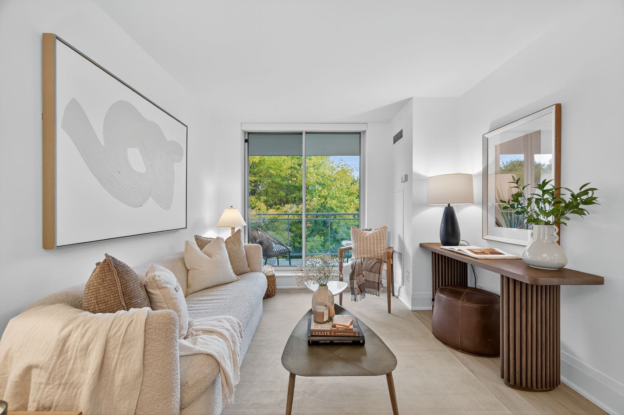 398 Eglinton Ave E Unit 503 Toronto, ON M4P 3H8