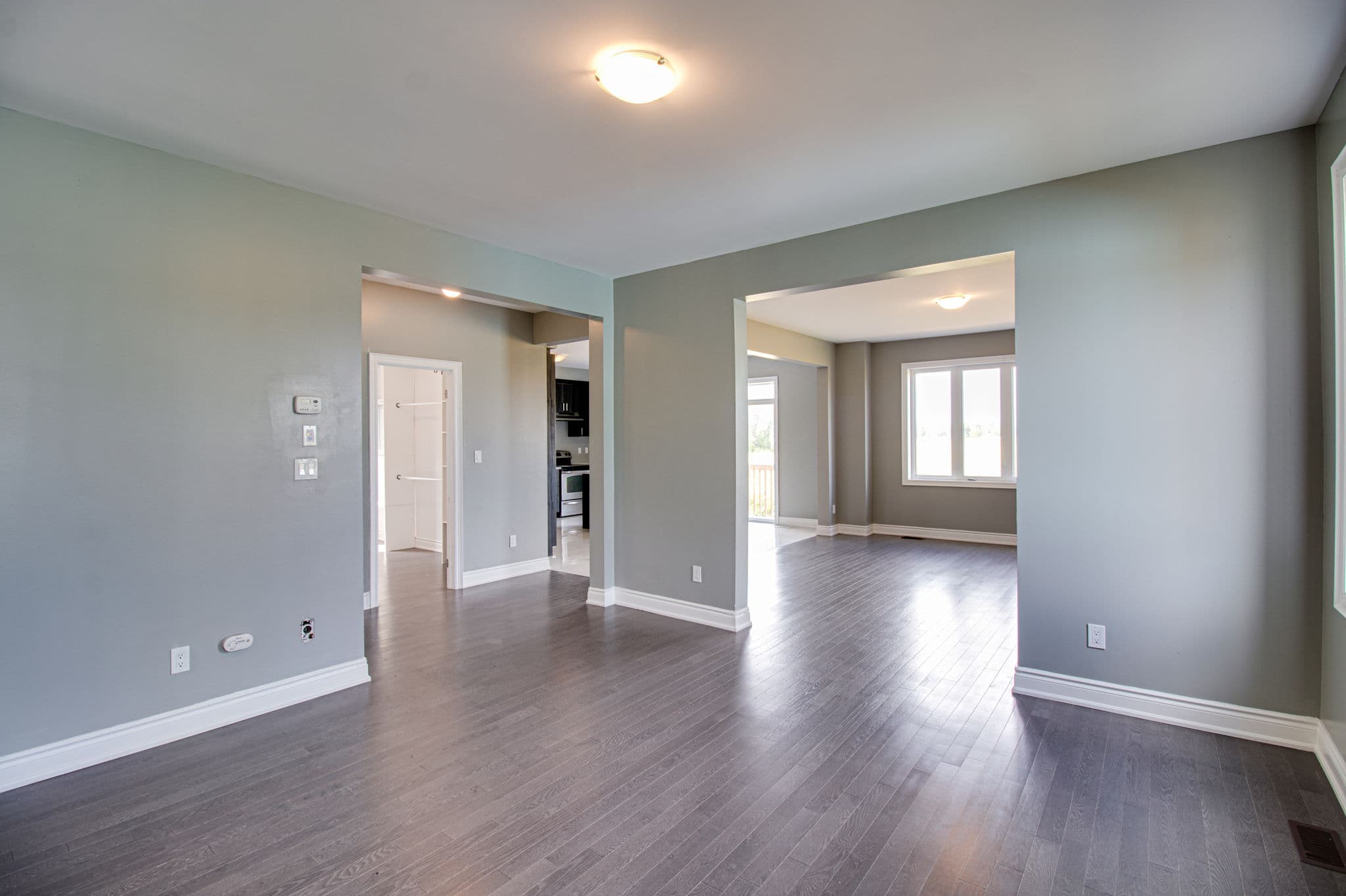 4 Middleton Dr Wasaga Beach, ON L9Z 1J9