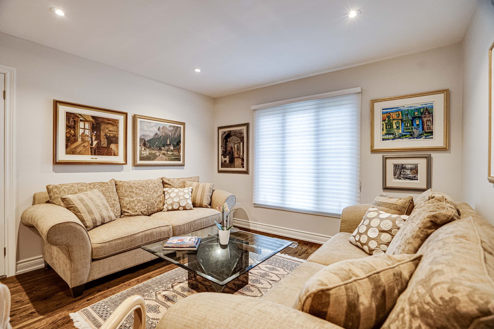 4 Sixpenny Ct Markham, ON L3T 4E5