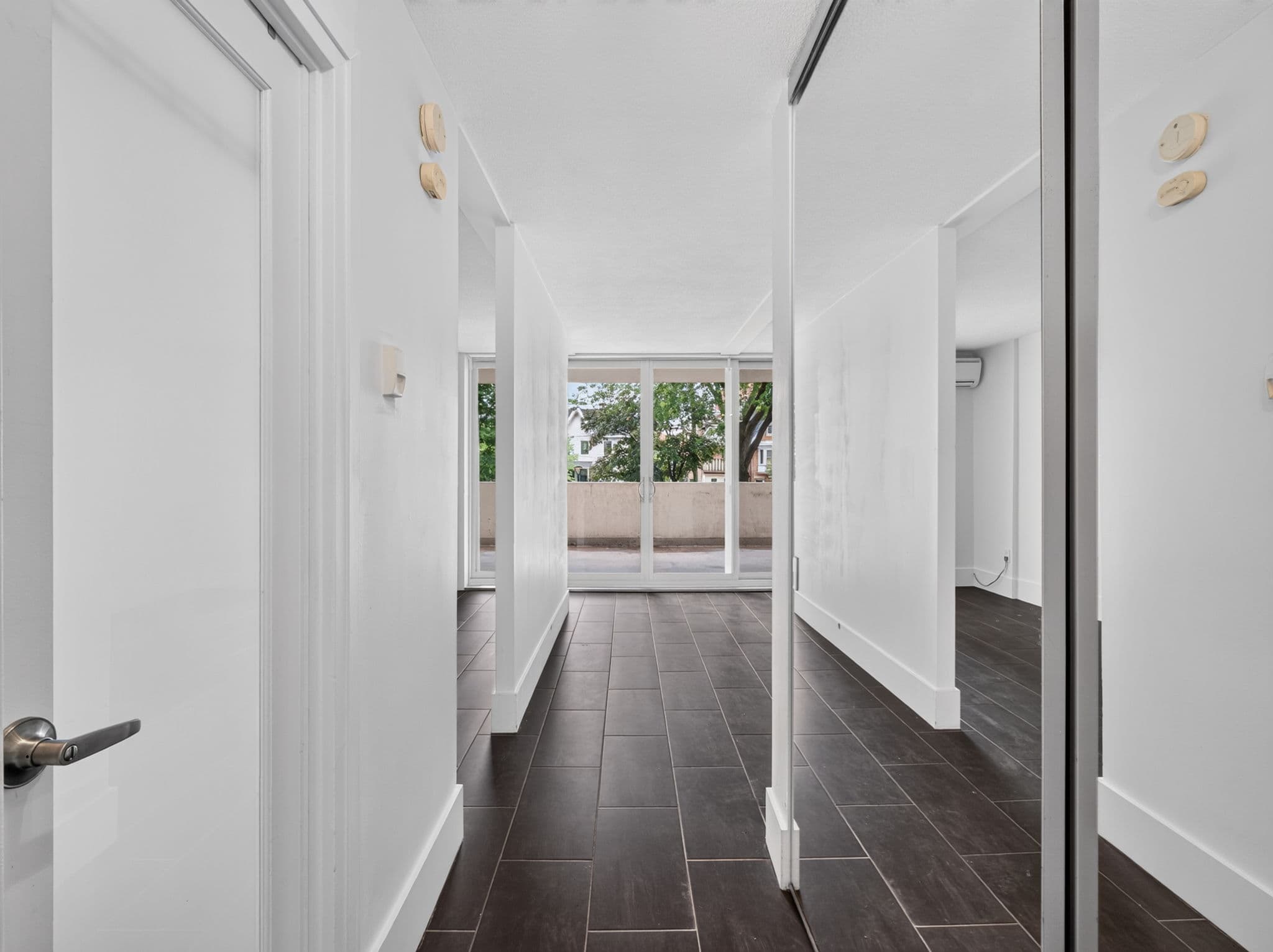 40 Homewood Ave Unit 210 Toronto, ON M4Y 2K2